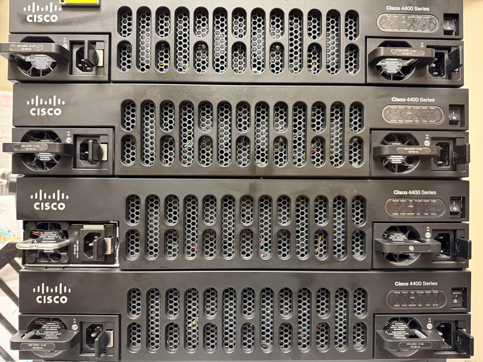 Cisco ISR4451-X-K9 Permanent  VOICE, SECURITY,  APPX HSEC Throughput License