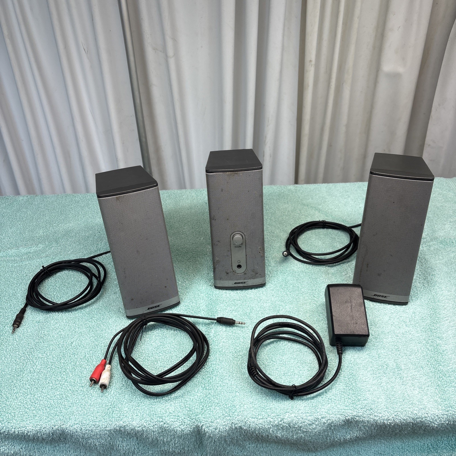 Bose Companion 2 Series II Multimedia Speaker System - Great Condition