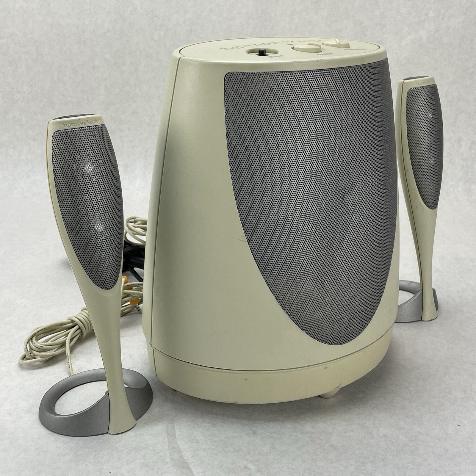 Harmon Kardon HK695-01 Tested and Working Read Desc