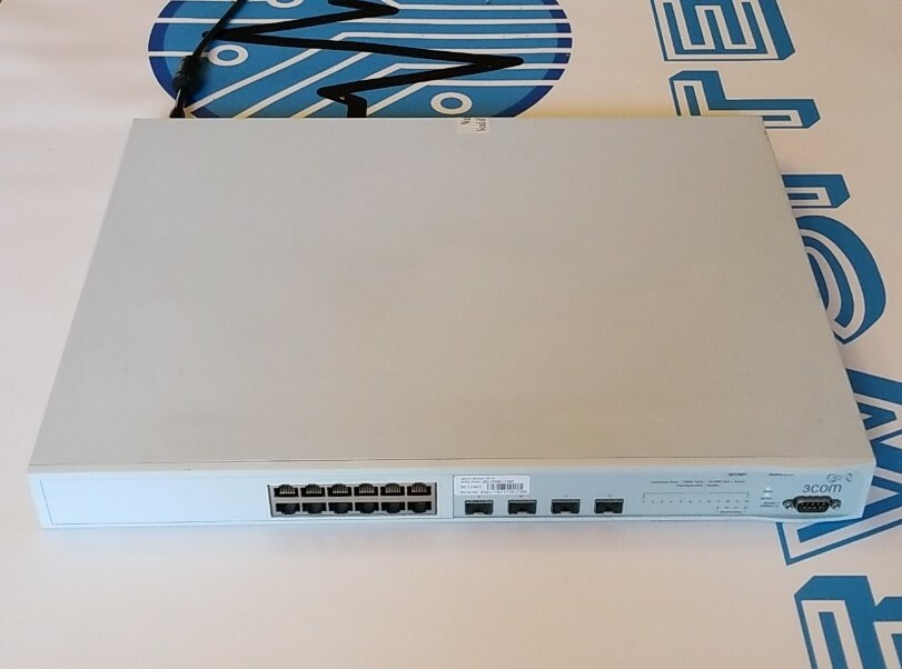 3Com 3812 SuperStack 12-Port 10/100/1000Base-T + 4x SFP Ports Switch 3C17401