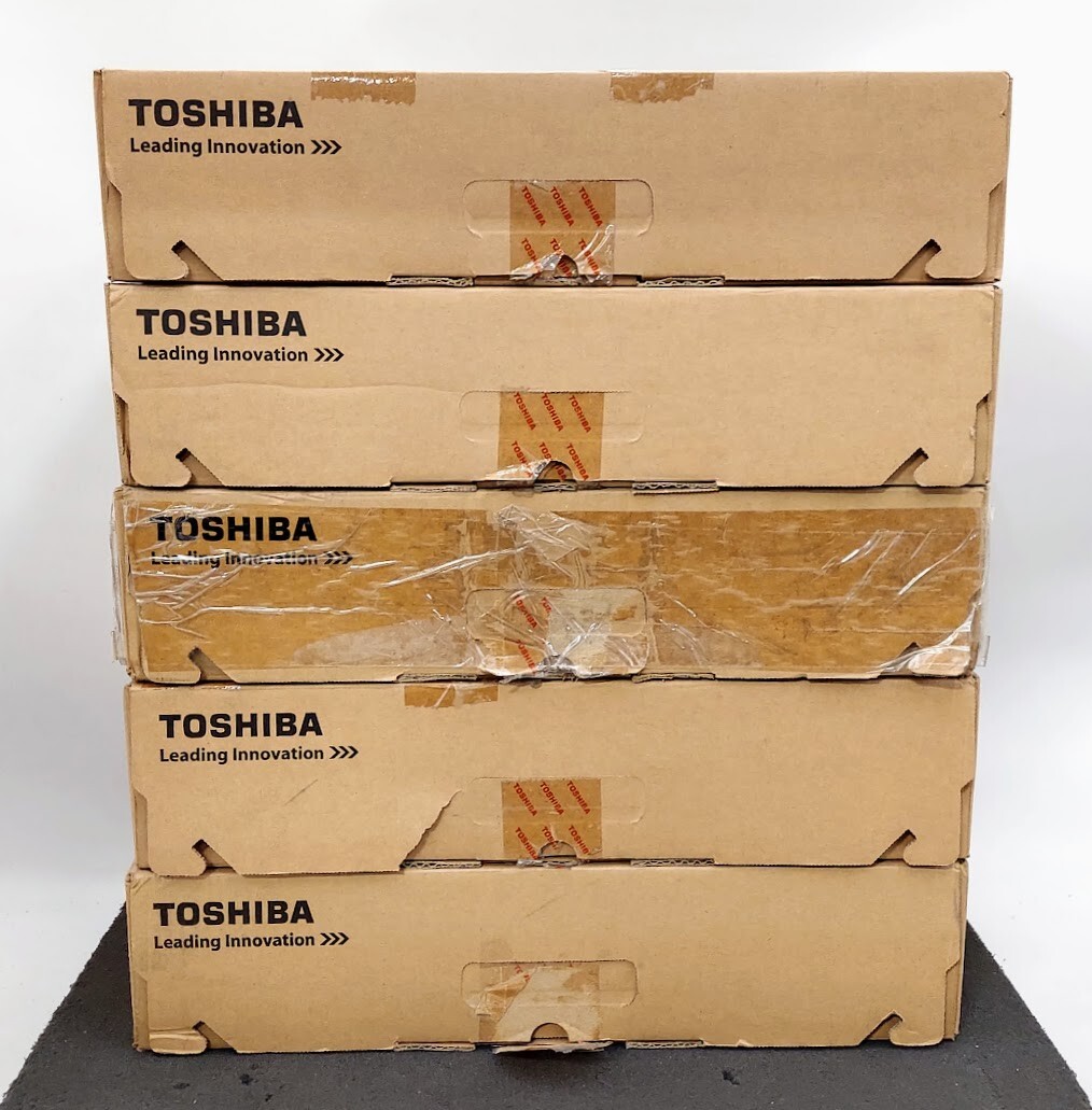 LOT OF 5 Toshiba PA5116U-2PRP HI SPEED Port Replicator