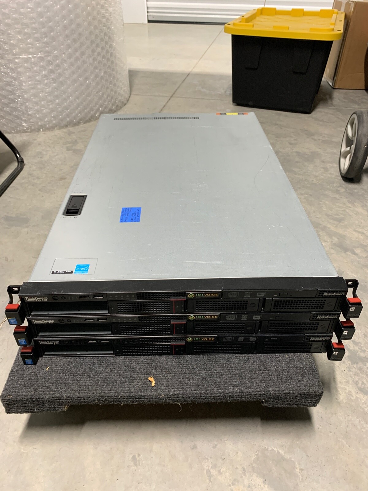 Lenovo ThinkServer RD340 No HDD/OS