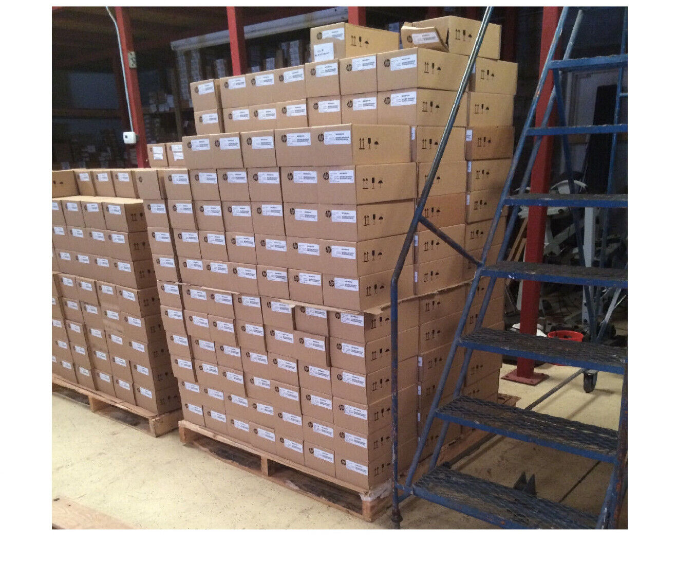 JL592A - HPE FlexFabric 5710  450W Front to Back AC Power Supply -Brand New Seal