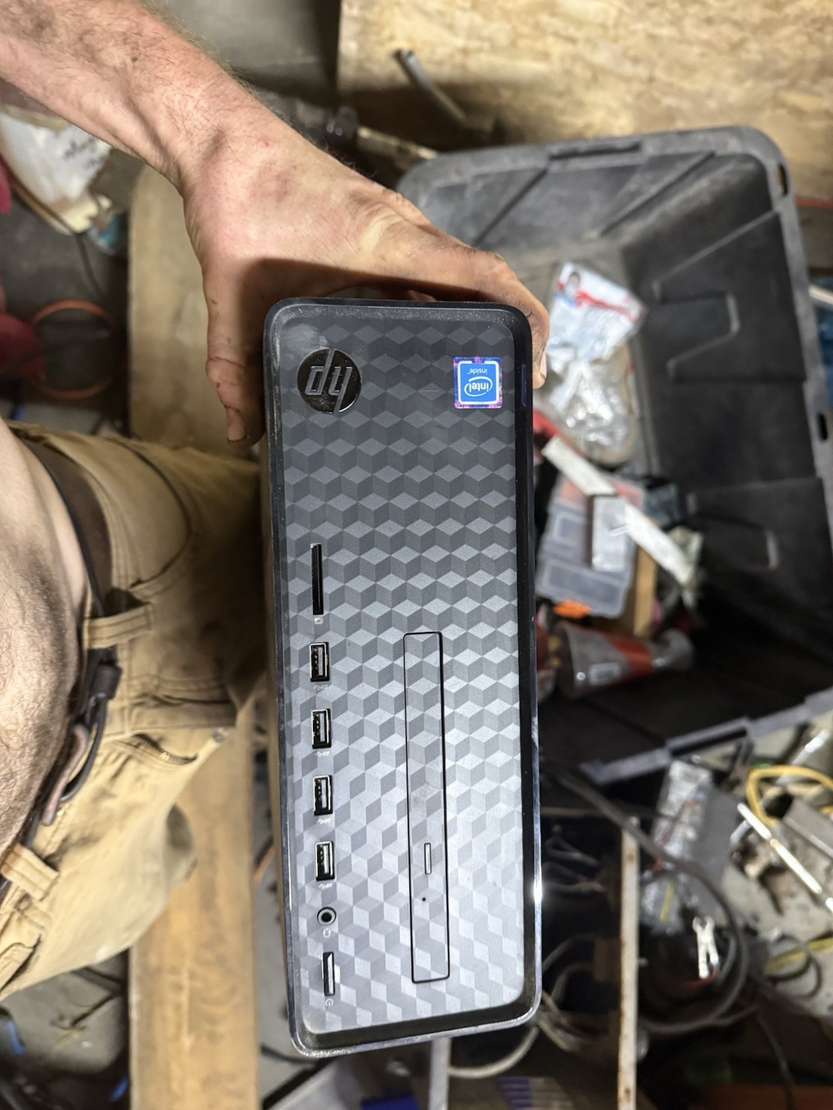 BRAND NEWBlack, windows 10-11, brand is HP, condition