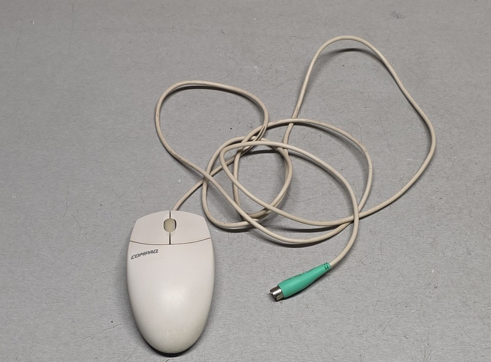 Compaq Logitech M-S69 Beige PS/2 Ball Mouse 237217-001 Vintage PC Accessory