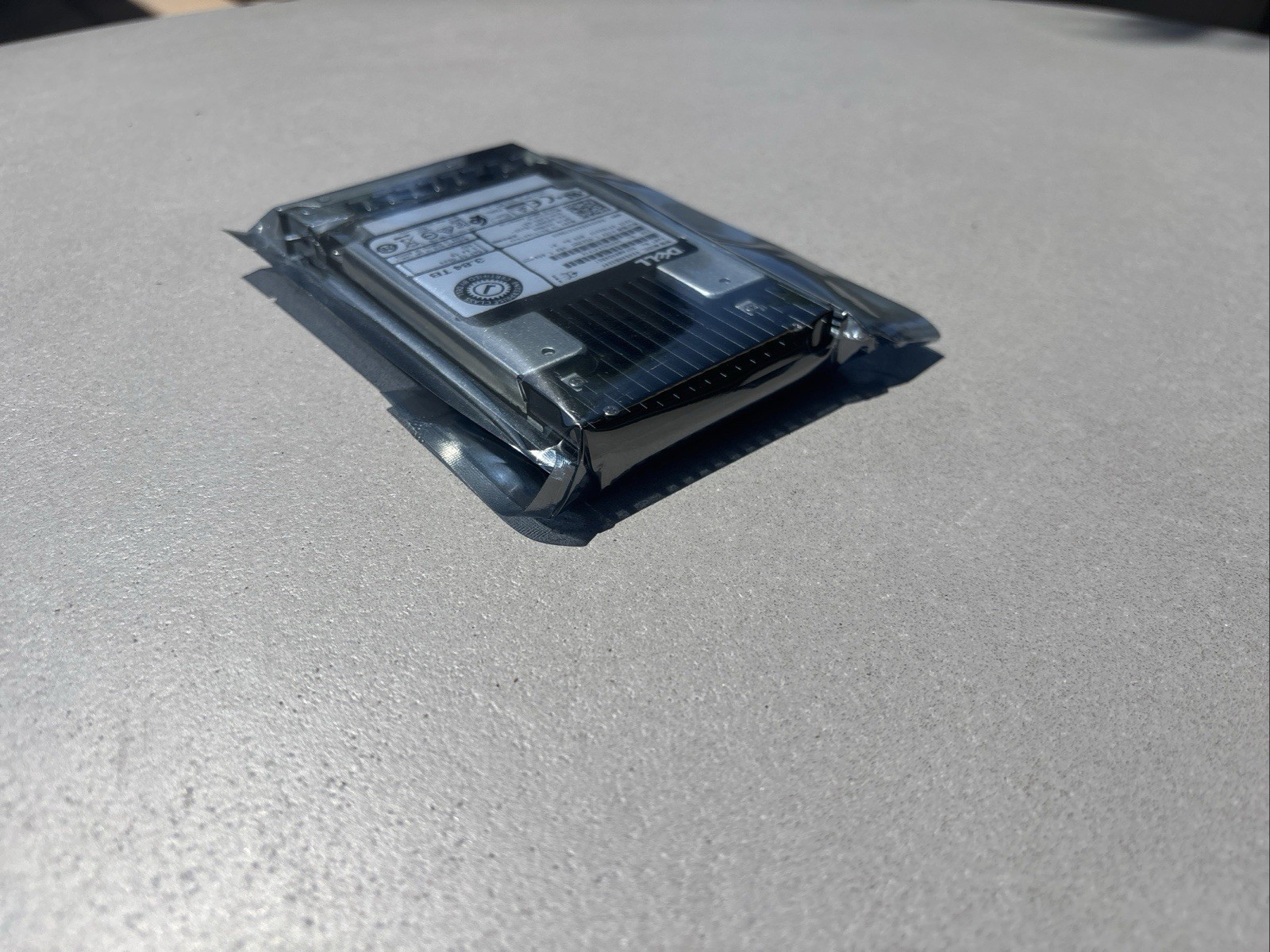 Dell 0N85XX N85XX 3.84TB SSD SAS 12Gbps RI ISE 2.5" w/Caddy. Same day shipping