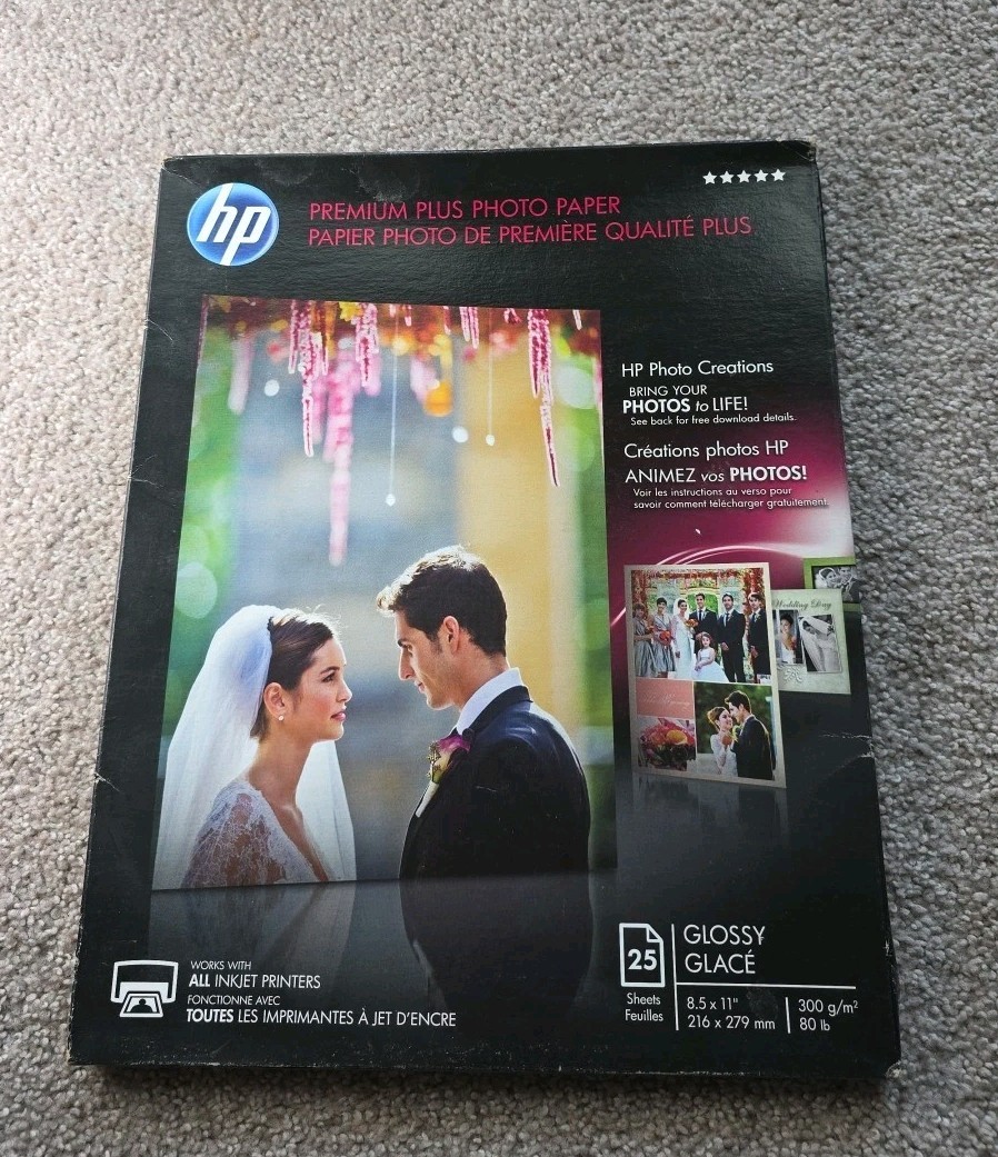 HP Premium Glossy 8.5 x 11 Photo Paper Inkjet 25 GLOSSY Sheets NEW SEALED