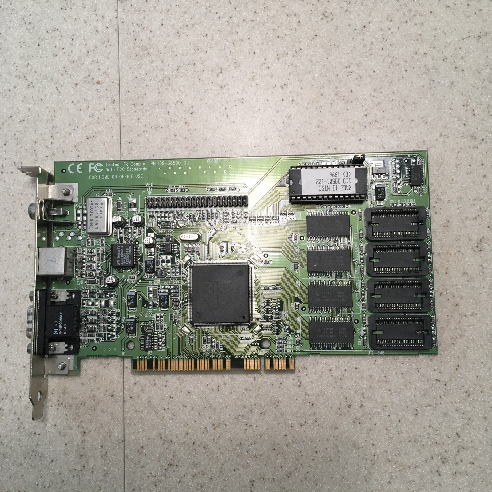 VINTAGE~1996  ATI 109-38500-00 PCI Rage II  VIDEO CARD TESTED