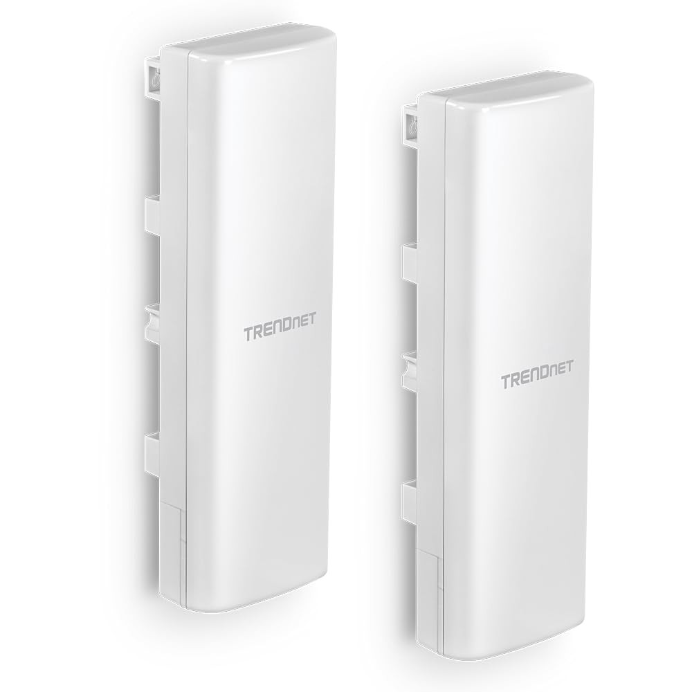 TRENDnet 14 dBi WiFi 6 AX1200 Outdoor Directional PoE Access Point White