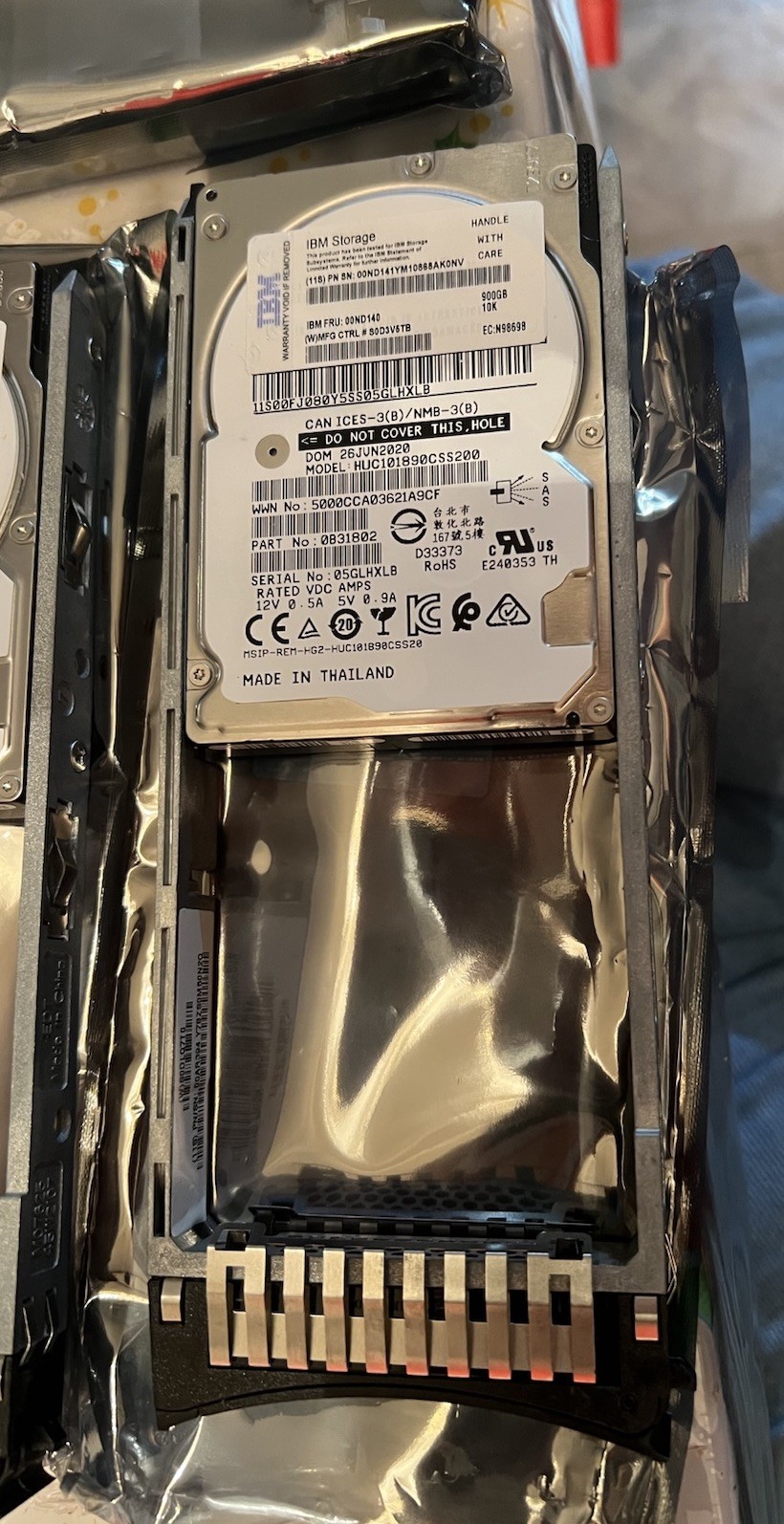 IBM 00ND140 IBM 900G 10K SAS 2.5 Storage Hard Disk DS8800 DS8870