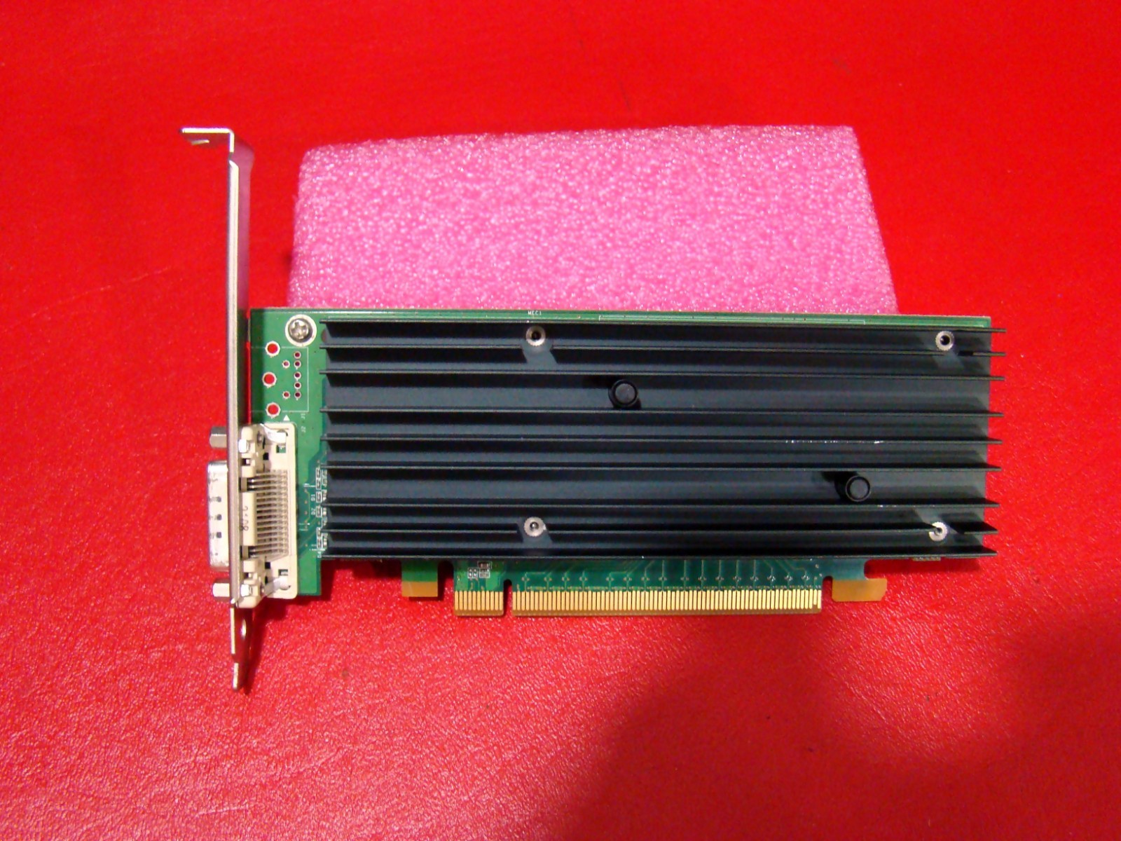 nVIDIA GeForce 4 CN-0G0770-13740 AGP VIDEO Card