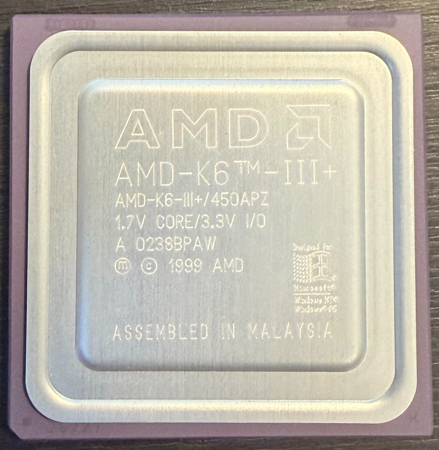 AMD K6-III+ 450 APZ 1.7V CORE/3.3V RARE Socket 7 CPU/ Brand New/ RARE 1999