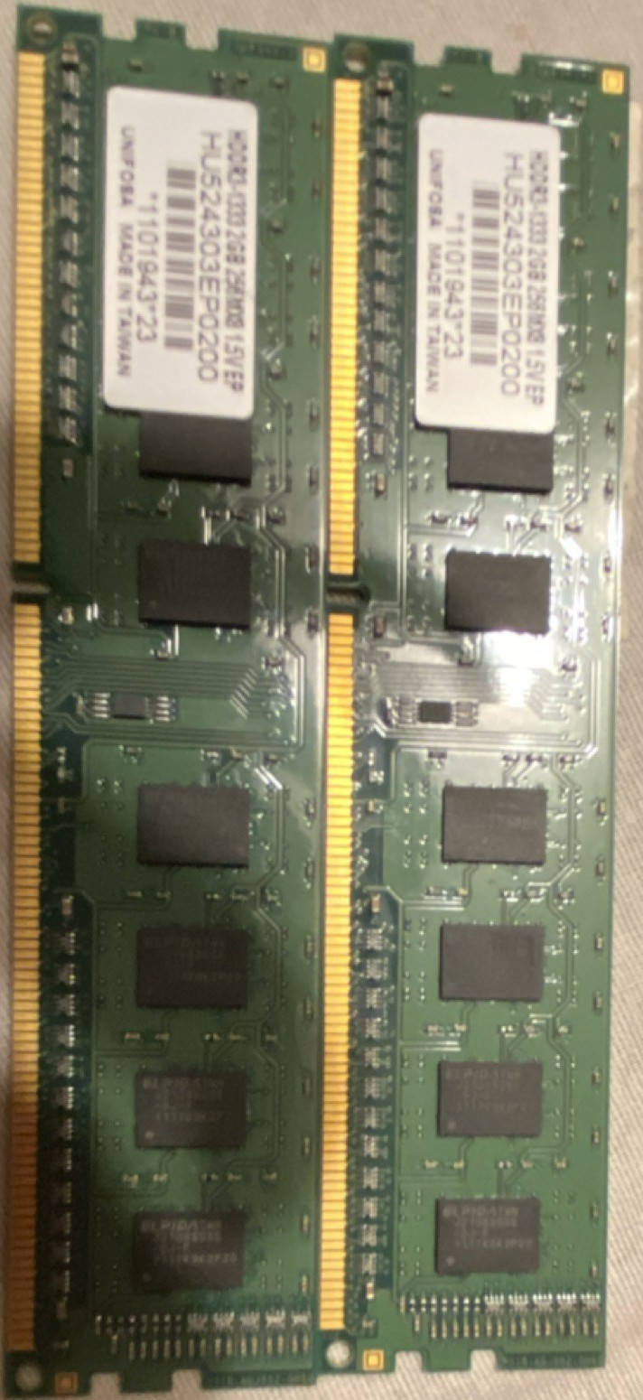 UNIFOSA DDR3 SDRAM DIMM 2GB x2 RAM Modules DDR3-1333 240-Pin 4GB Total