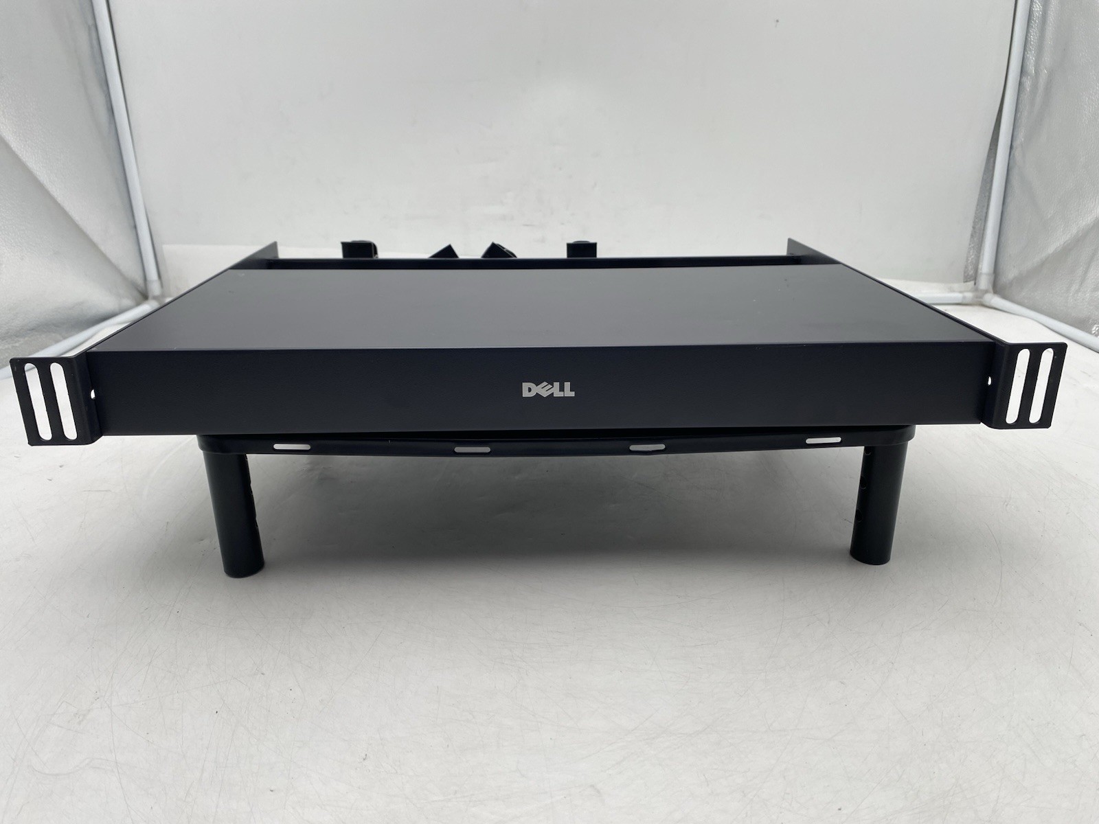 Dell 71PXP 8-PORT PS/2 KVM Switch W/ Rackmount/Cable Management