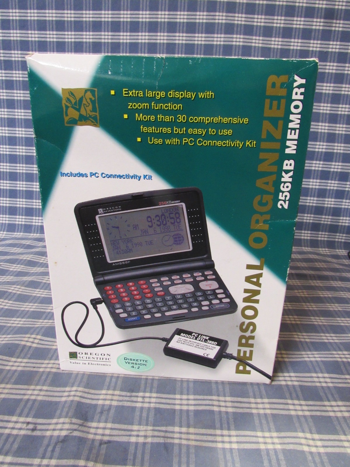 Oregon Scientific AM888F Personal Handheld Organizer (Old Stock) .
