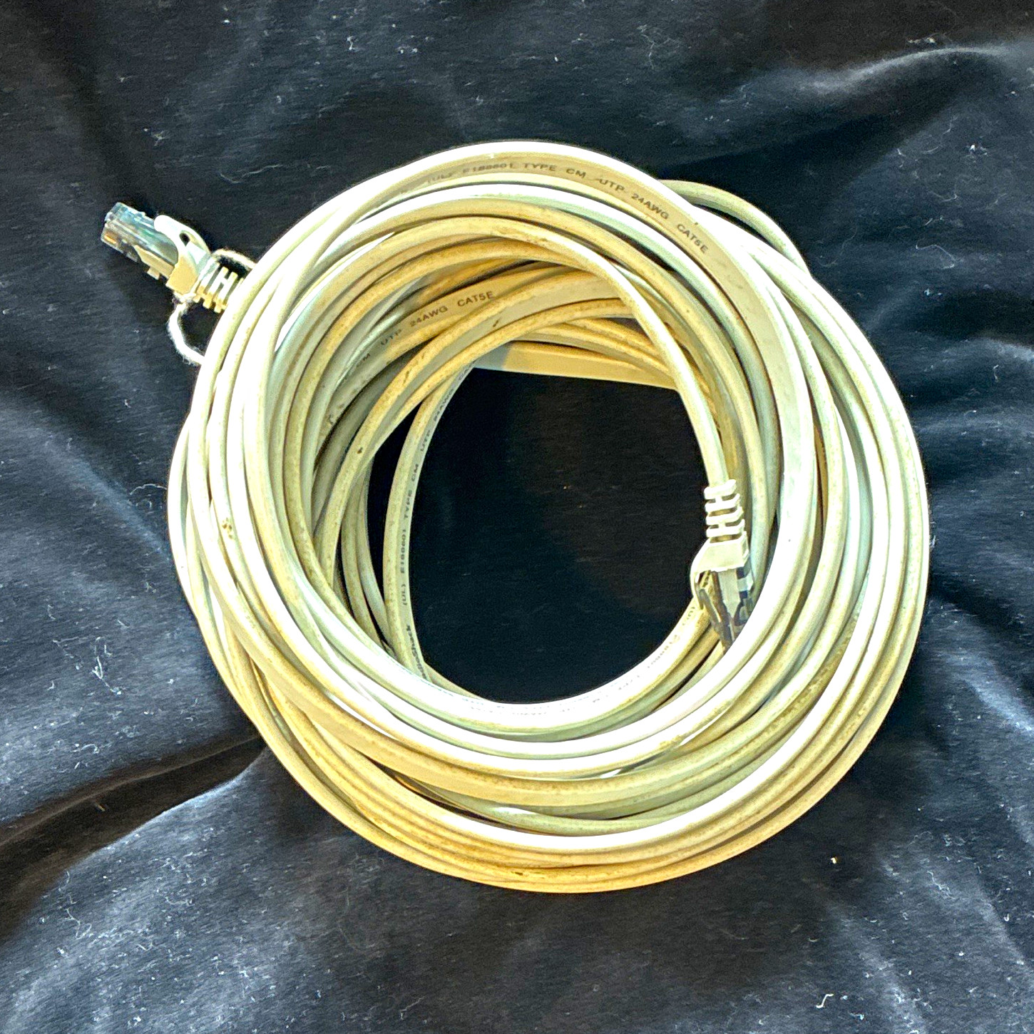RadioShack Cat5e UTP Ethernet Patch Cable RJ-45 RJ45 Male 50 ft. Gray