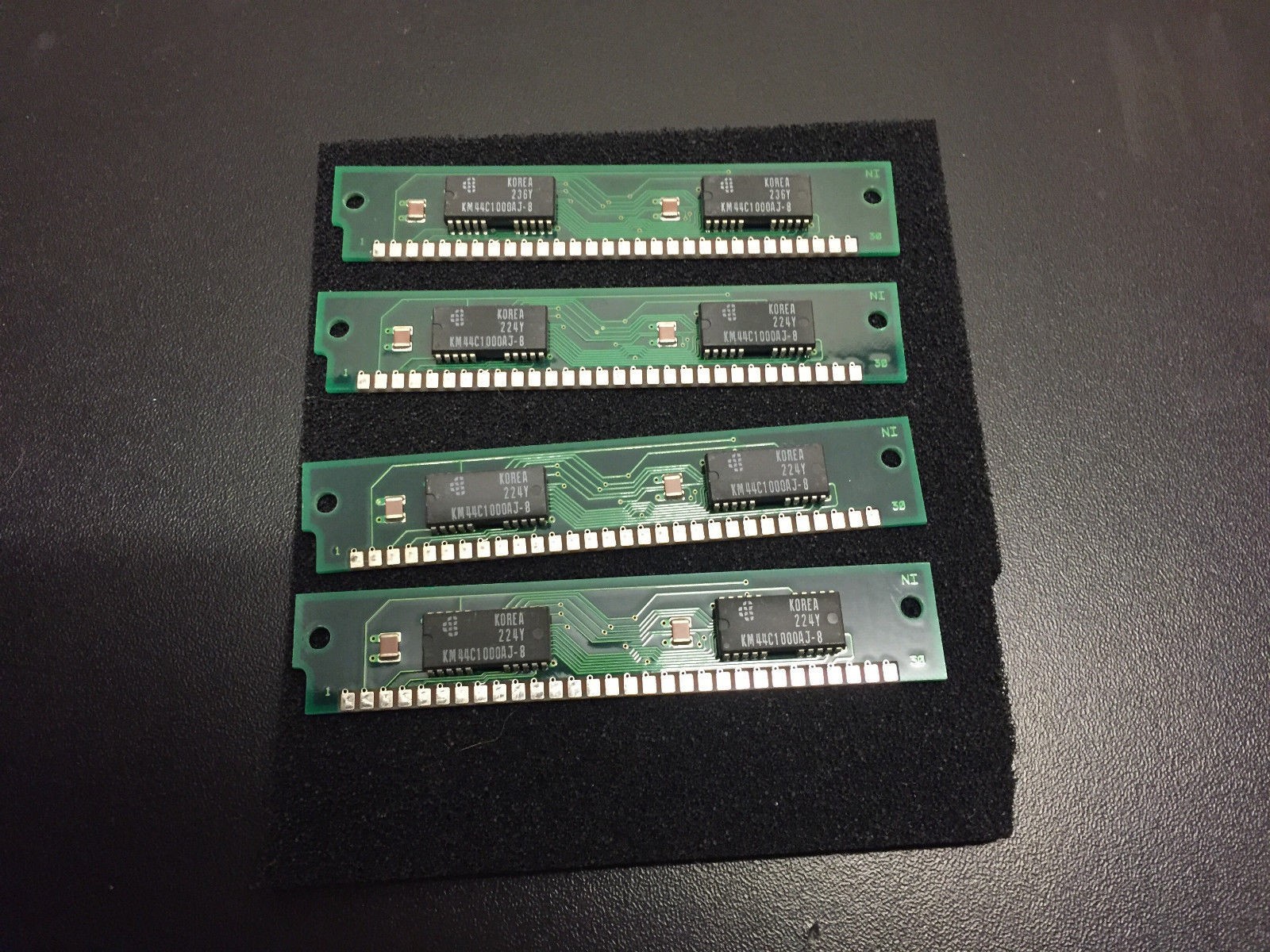 4x 1MB 30-Pin 2-Chip 80ns FPM Memory SIMMs 4MB Matched Vintage Apple Macintosh