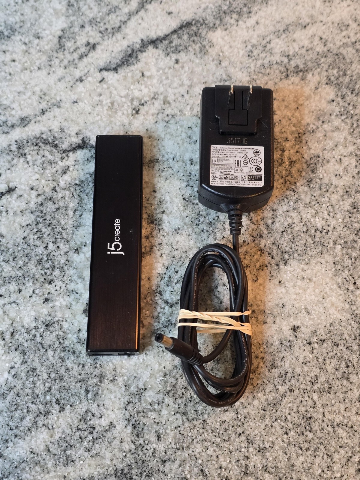 j5create USB 3.0 7-Port Powered Hub JUH377 with AC Adapter SuperSpeed 5Gbps
