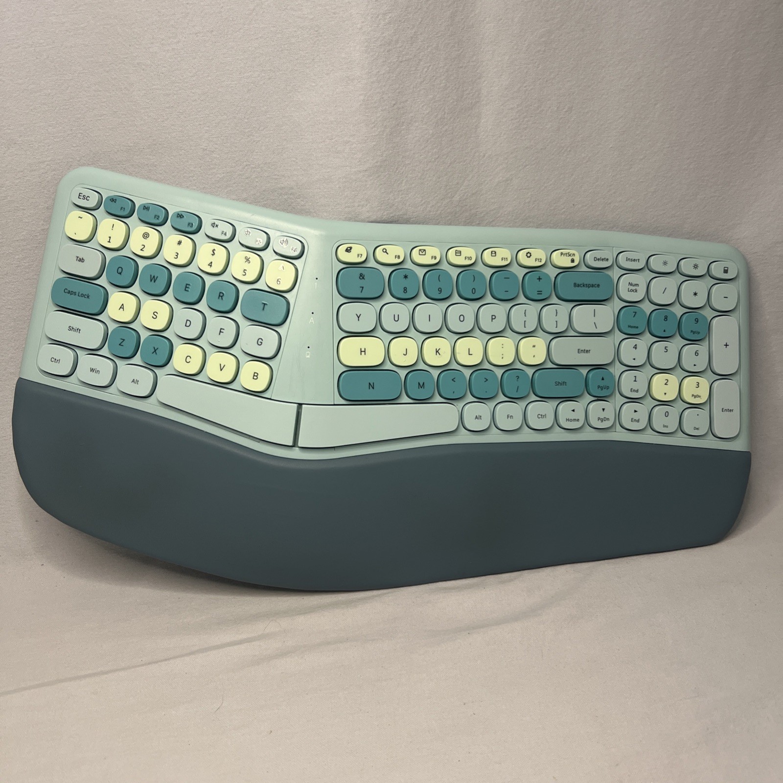 MOFII NOMI Ergonomic Wireless Keyboard Just The Keyboard.  C1