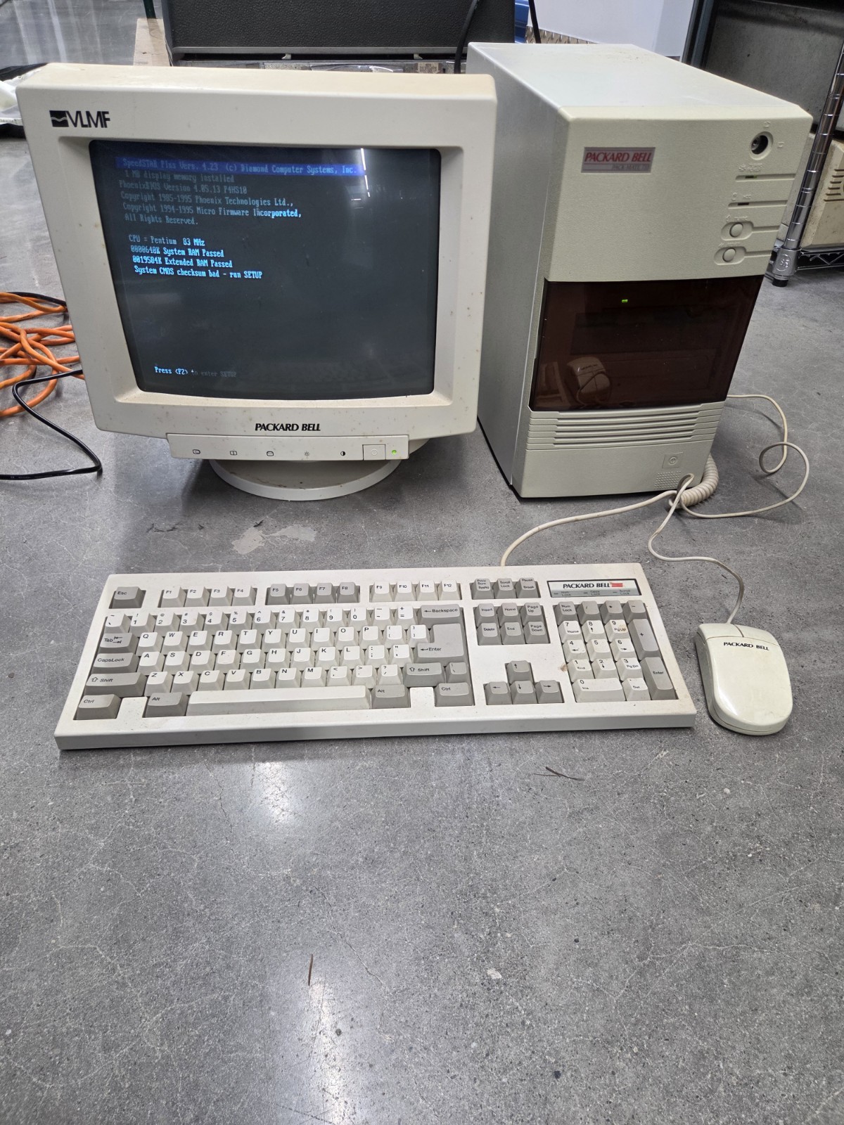 Vintage Packard Bell System Packmate 733 Computer VLMF Monitor Keyboard Mouse