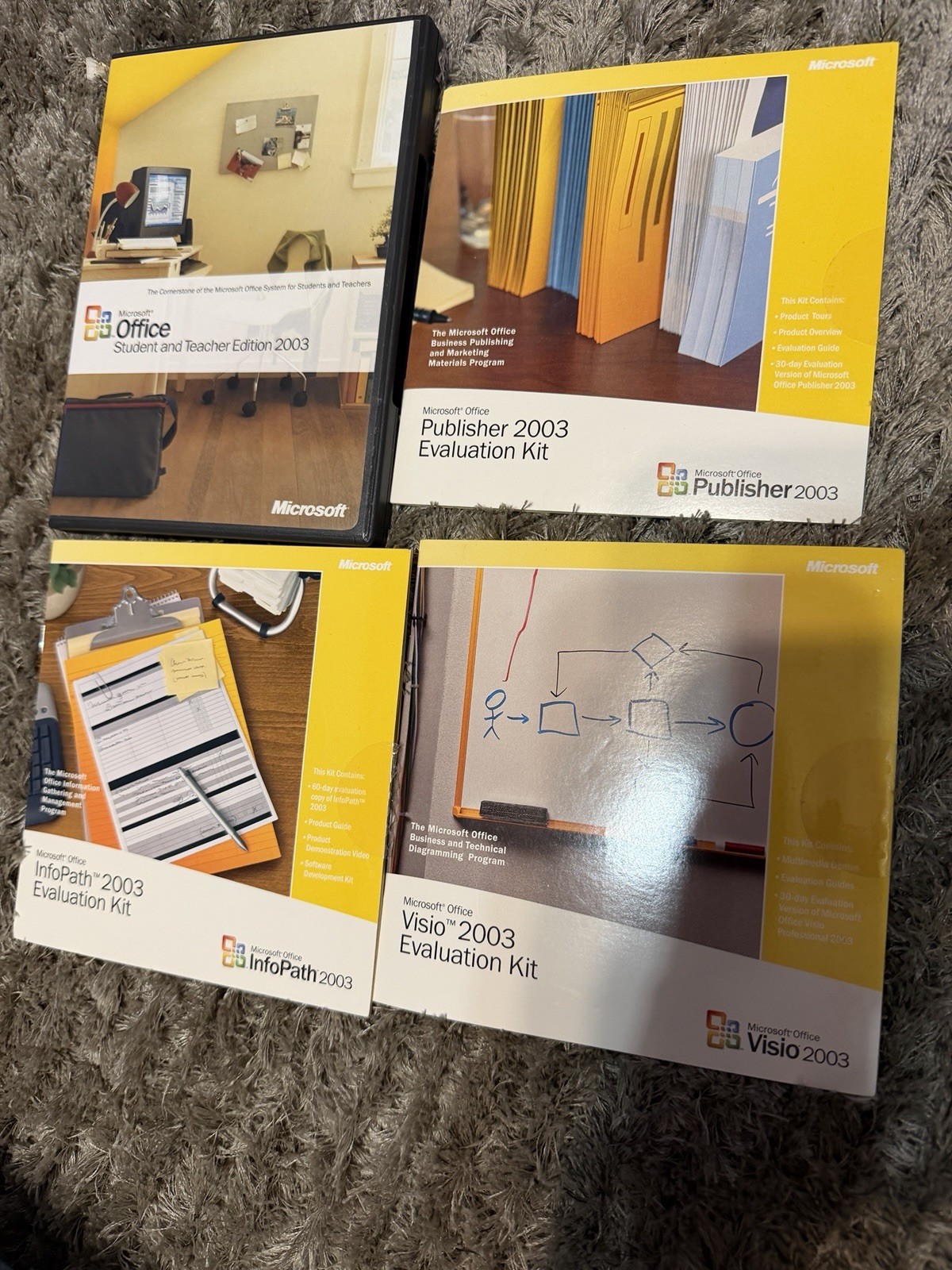 Microsoft Office 2003 Software Lot - Student/Teacher, Publisher, InfoPath, Visio