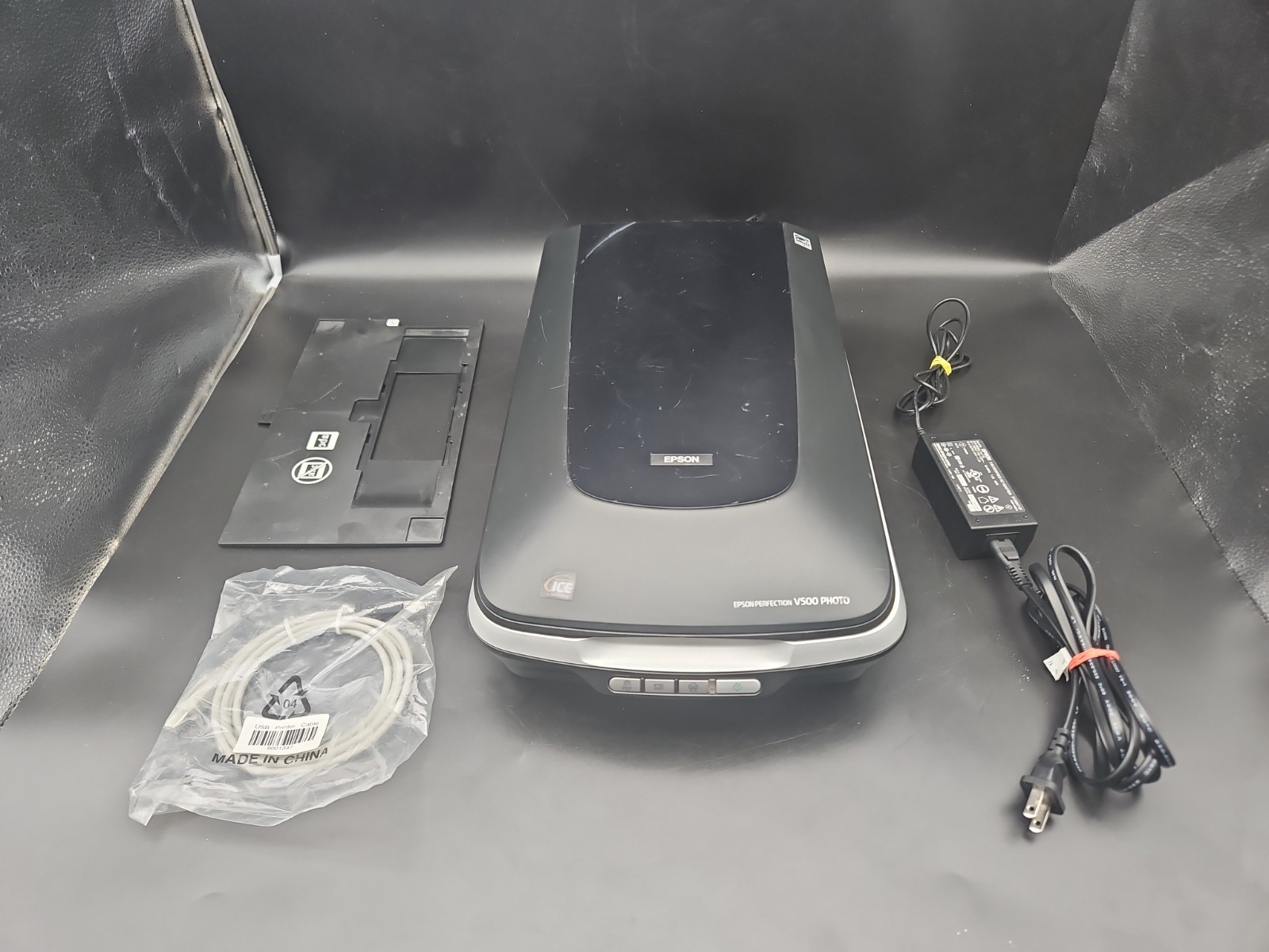 Epson Perfection V500 Photo Scanner (J251A) With OEM AC Adapter Tested Works