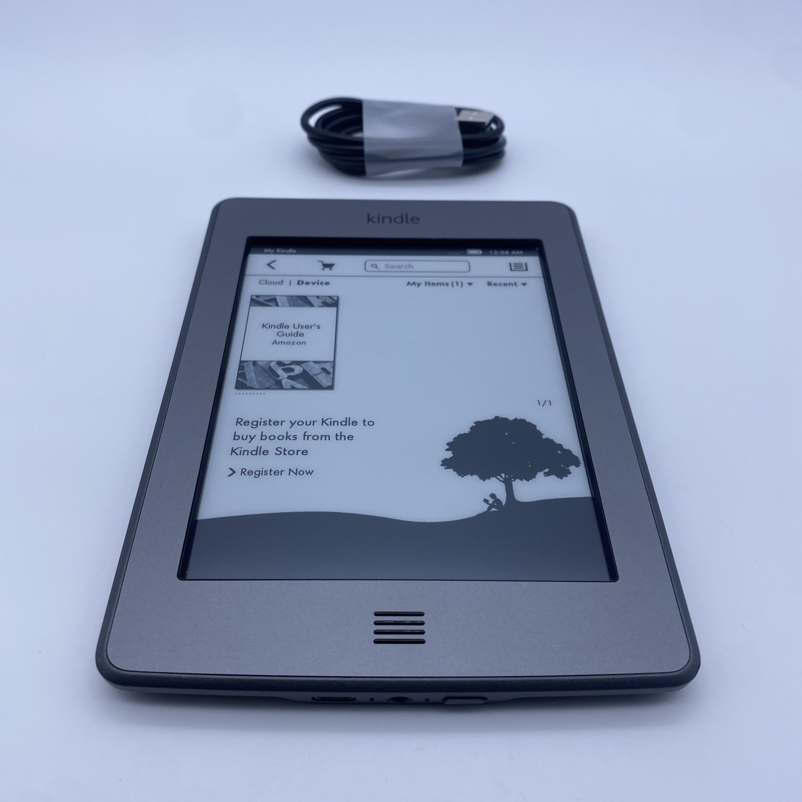Amazon Kindle Touch (4th Gen.) D01200 - 4GB - Wi-Fi - 6" eReader - Gray