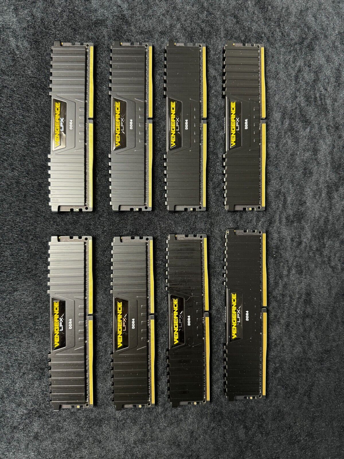 Corsair 32GB (4 x 8GB) 2666MHz PC4-21300 DDR4 DRAM Memory (CMK32GX4M4A2666C16)