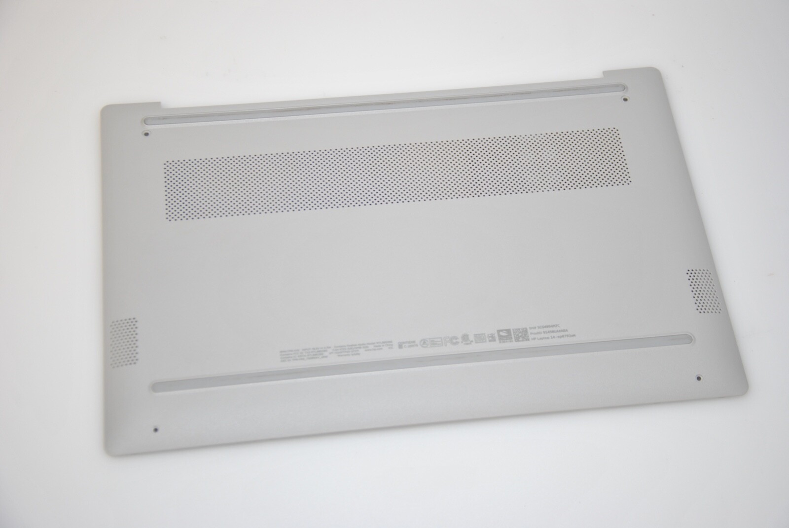 N35863-001 BOTTOM BASE ENCLOSURE NSV HP 14-EP SERIES GRADE A