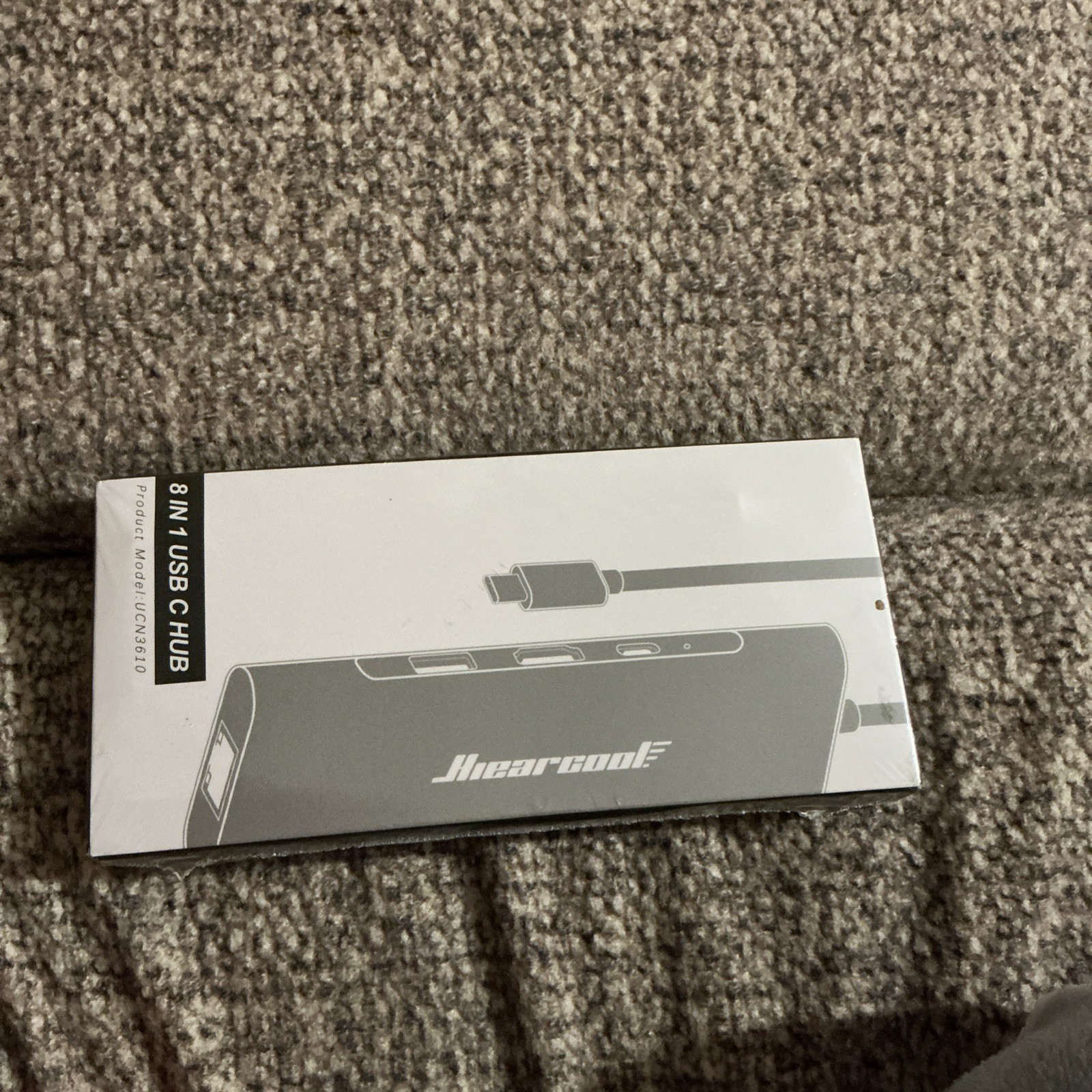 Hiearcool 8 IN 1 USB C Hub  UCN3610 - NEW