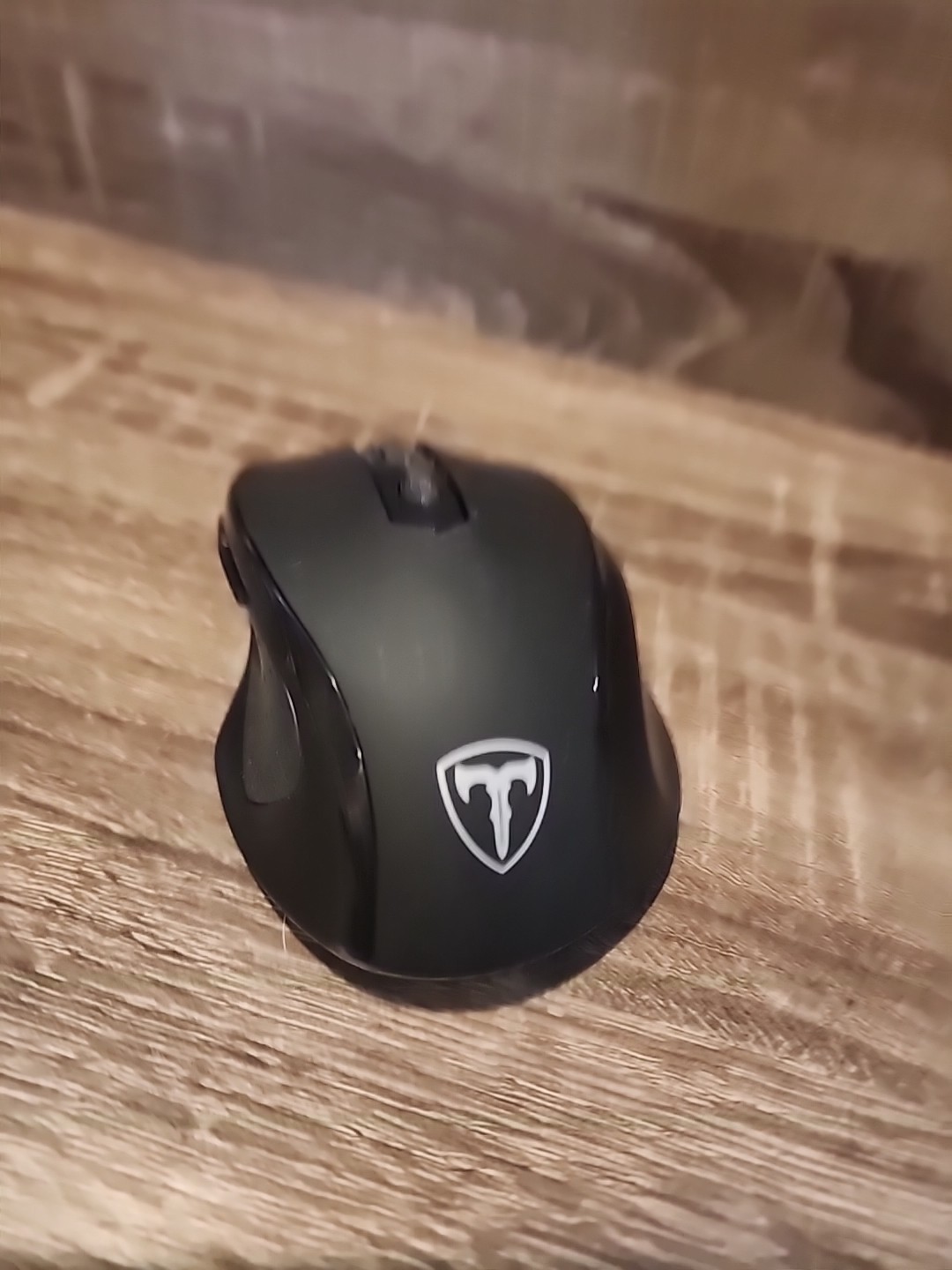 Easterntimes Tech 2.4G Wireless Optical Mouse D-09 1.5V 6.5mA BT New w/o Box
