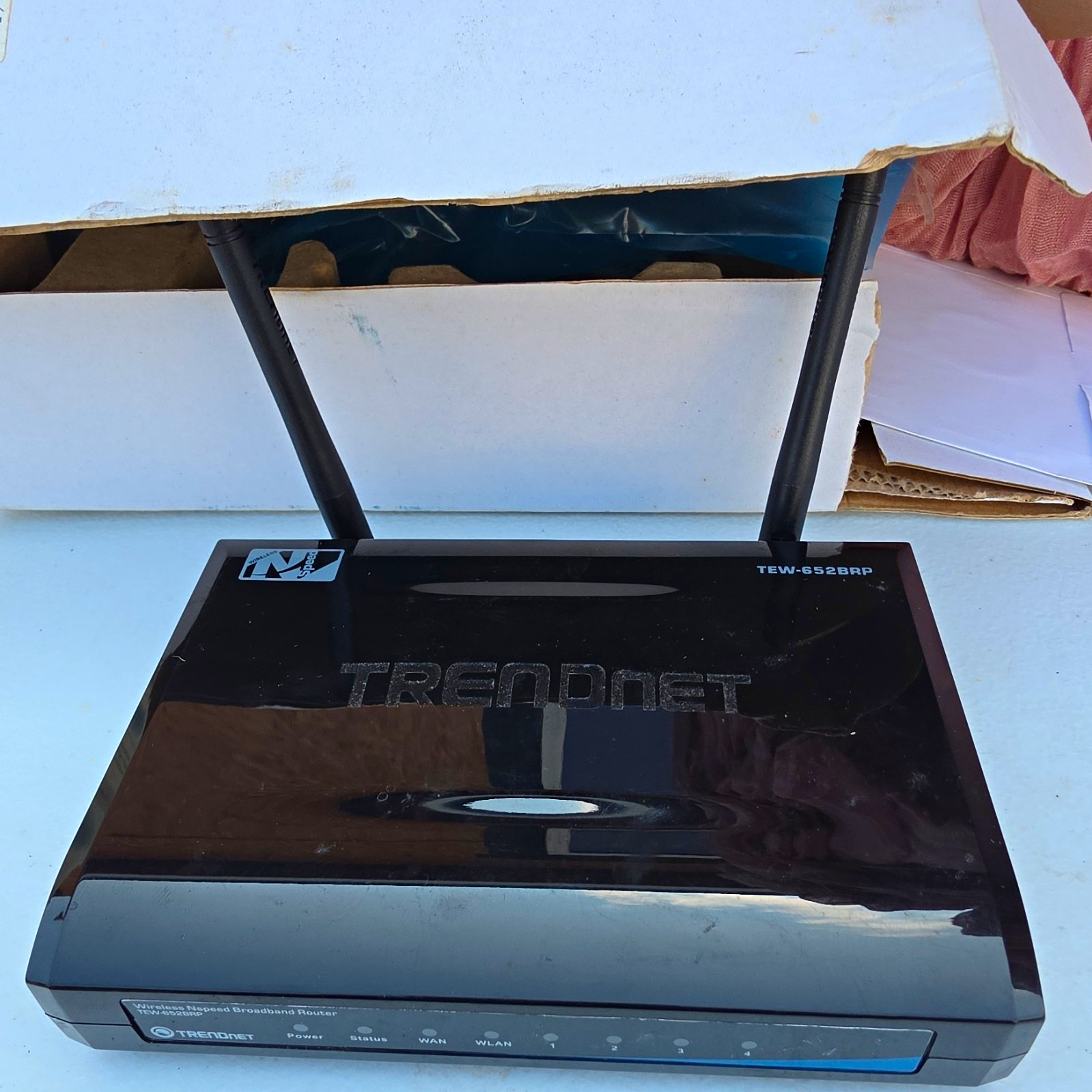 TRENDnet TEW-652BRP Wireless N Router 300 Mbps, 4-Port, WPS, Black
