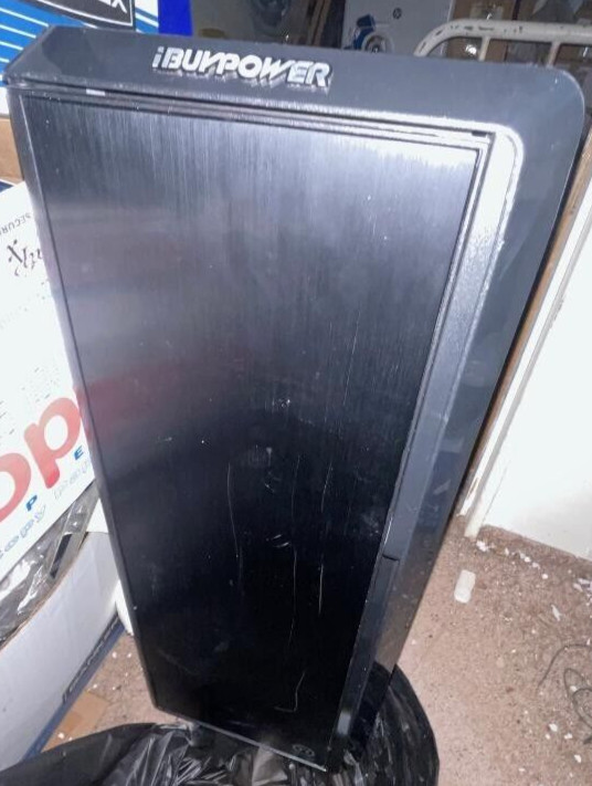 iBUYPOWER i-Series Pro Gaming Desktop Case & Power Supply AS IS(OL)