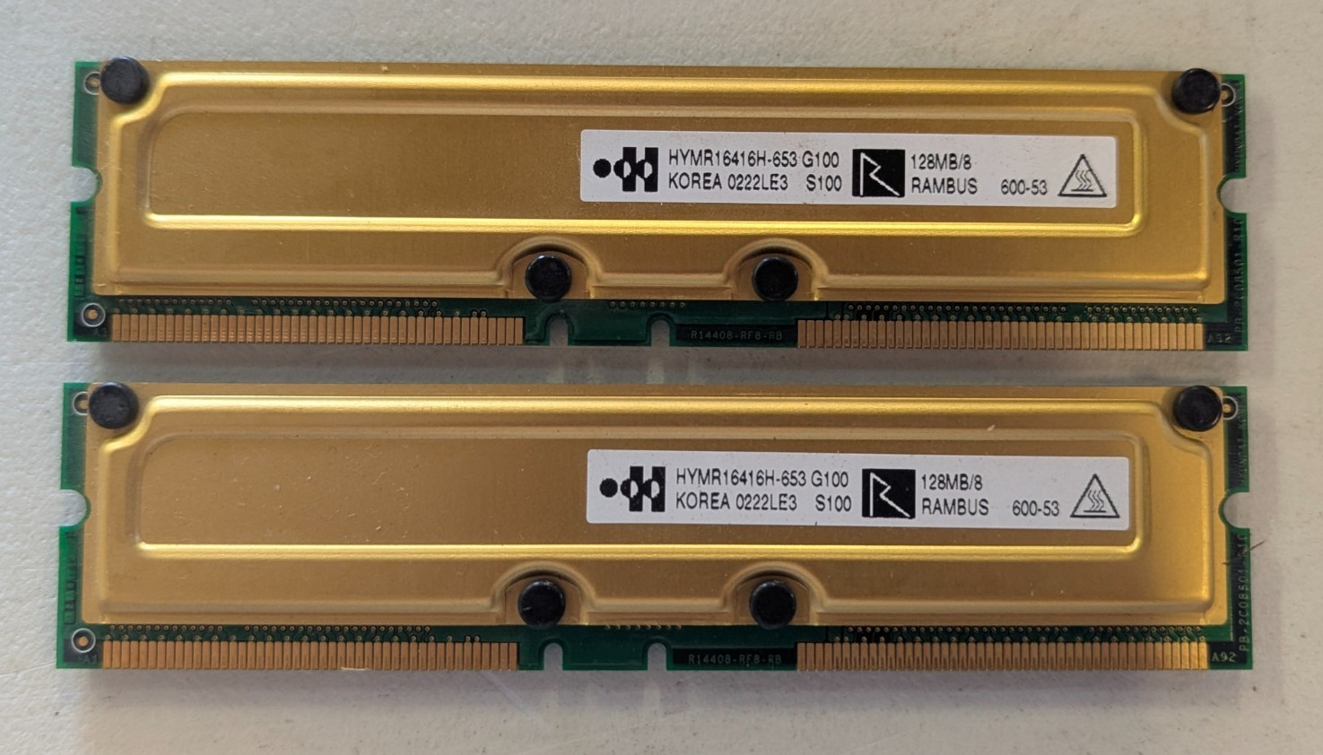 Hyundai HYMR16416H-653 2x128MB 256MB RAMBUS RIMM PC600-53 Memory