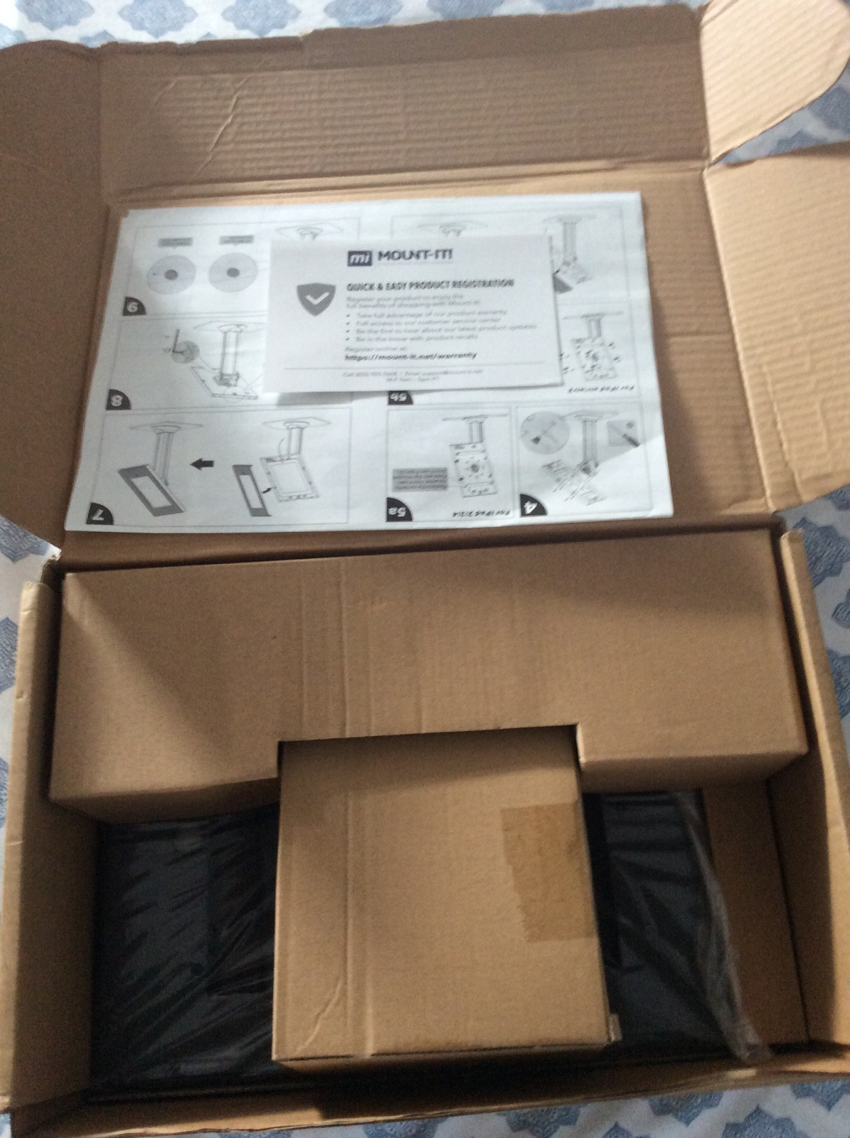 Mount-It Anti-Theft Countertop Kiosk for iPad for iPad 2/3/4/Air/Air 2. New. FS