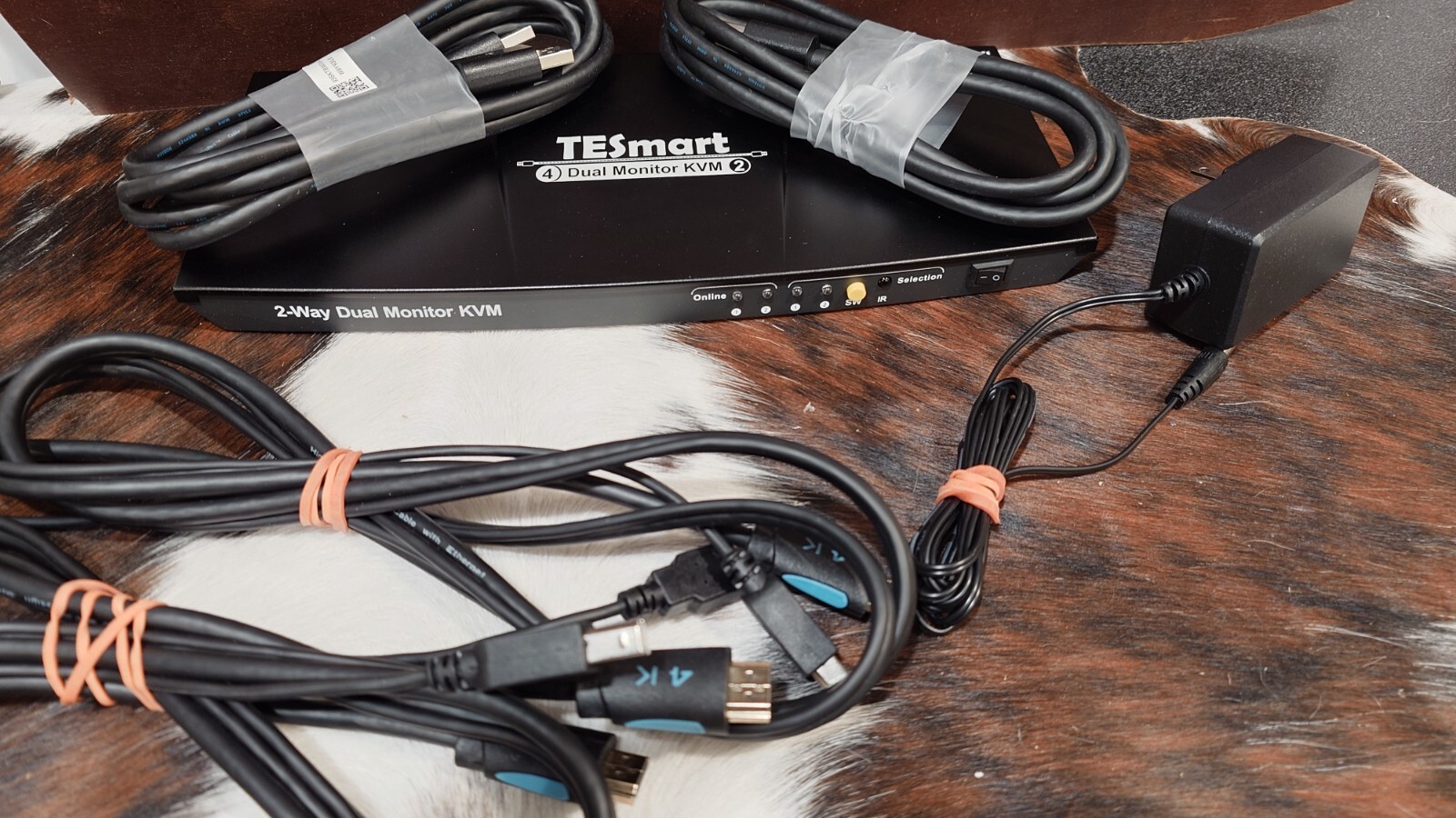 TESmart 4K 4-Port HDMI KVM Switch W/Power Adapter Remote cables manual