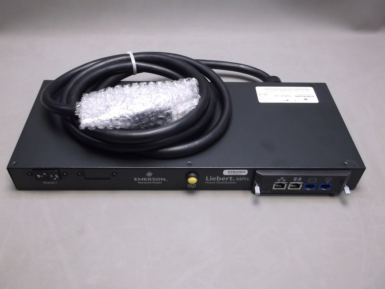 EMERSON LIEBERT MPH-NBR09AXXD30 RACK MOUNTABLE 9-OUTLET POWER DISTRIBUTION UNIT
