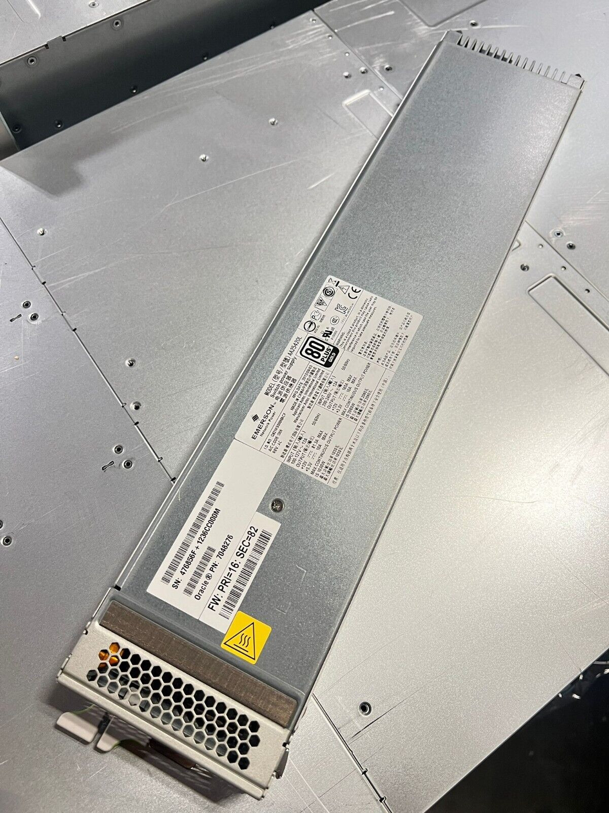 Sun Oracle SPARC T4-4 Type A239 power-one SPASUNM-09G 7048276 AC Power SupplyPSU