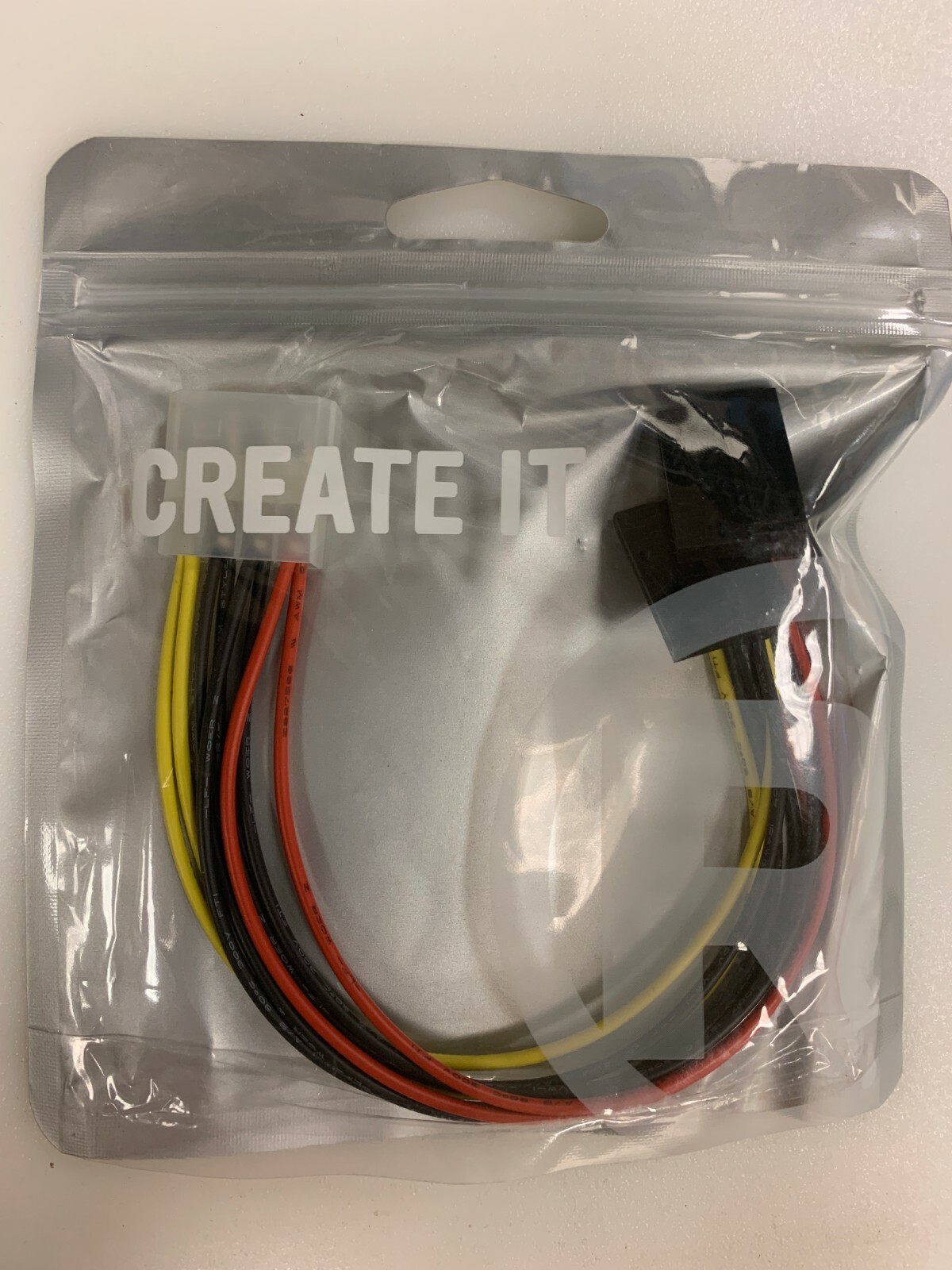 4-Pin Male Power connector to Dual SATA 15-Pin Female Power Cable 7-7/8" 5 & 12V