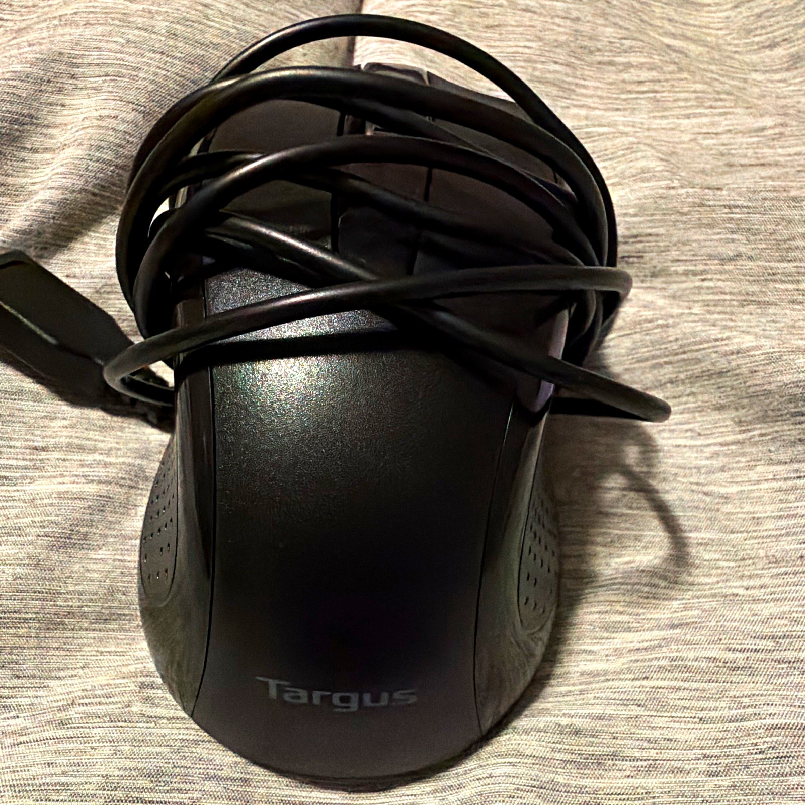 Targus AMU660B Wired USB Optical Mouse 1000 DPI, Black, Scroll Wheel