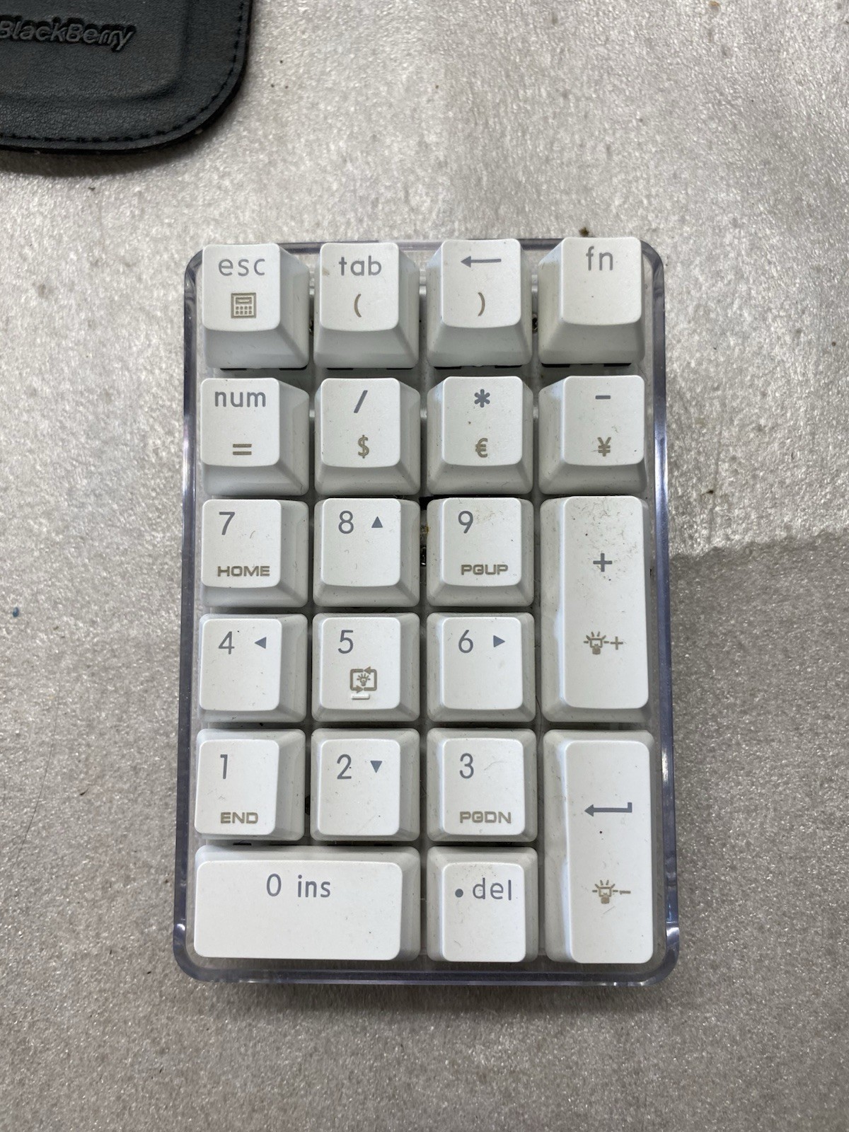 Magicforce Crystal 21-Key Mechanical Numeric Keypad (Gateron Brown switches)