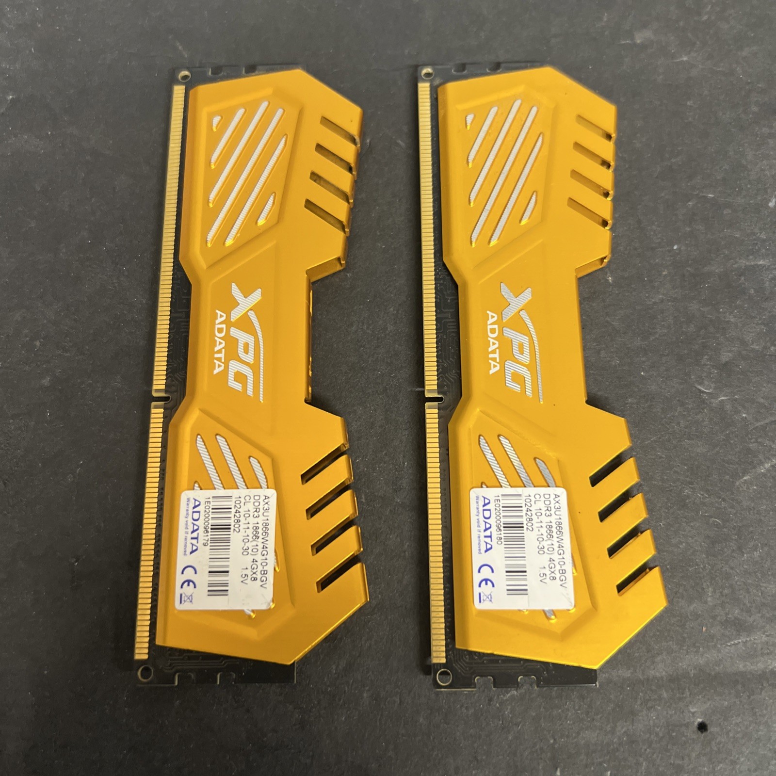 ADATA XPG 8GB (2x4GB) AX3U1866W4G10-BGV DDR3. 