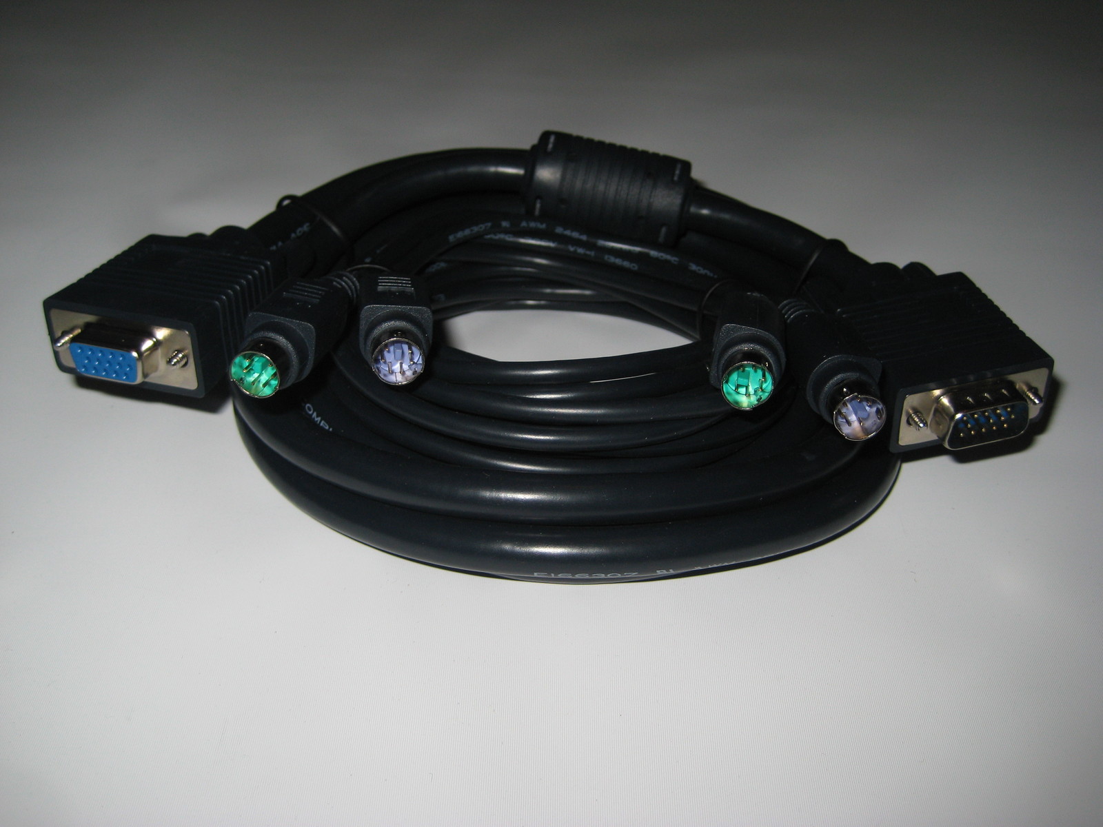 Brand New Belkin OmniView 10FT PS2 VGA KVM Switch Cable Set 4003095 V7-KVMKIT-10