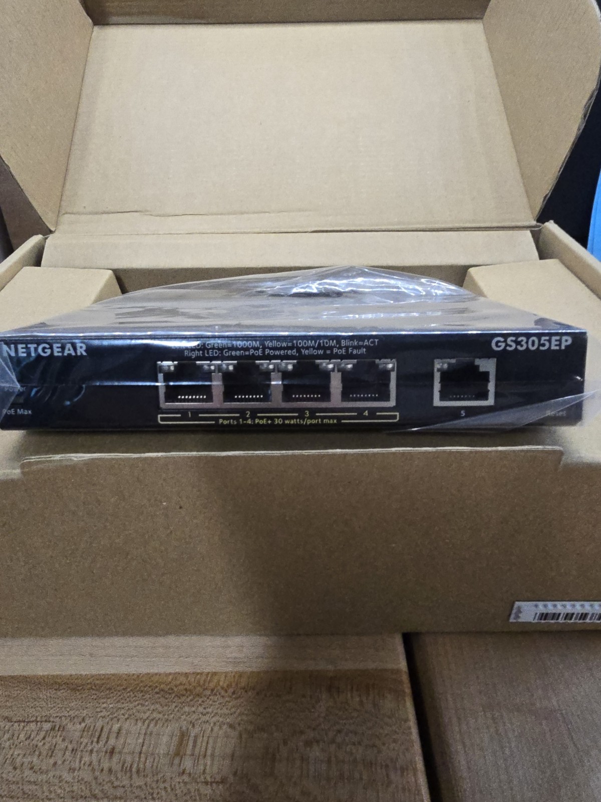NETGEAR GS305EP-100NAS