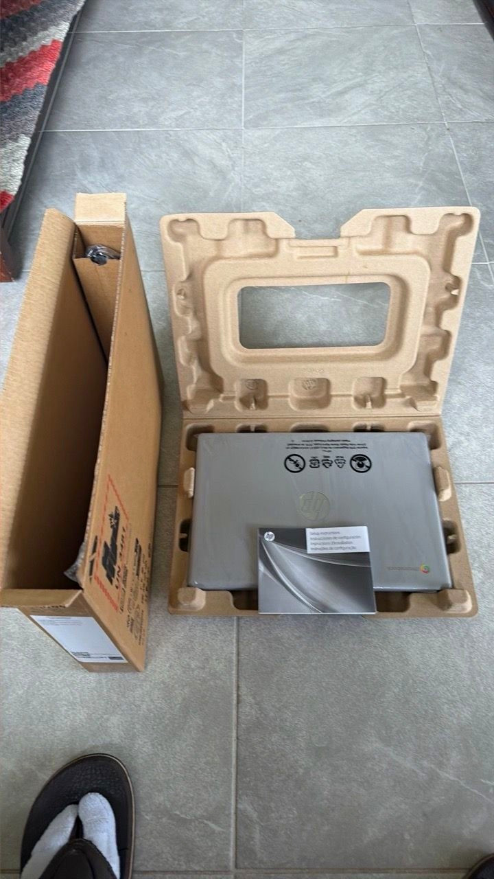 HP 14a-ne1013dx 14" Chromebook Intel Celeron N4500