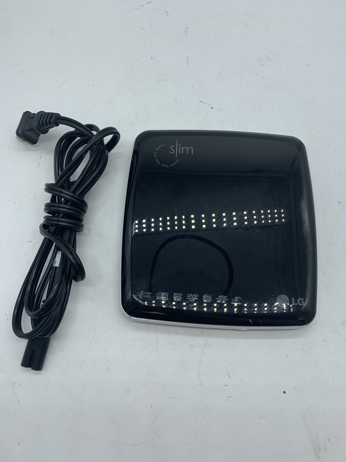 LG Slim GSA-E50L External Super Multi DVD Rewriter w Cable & 