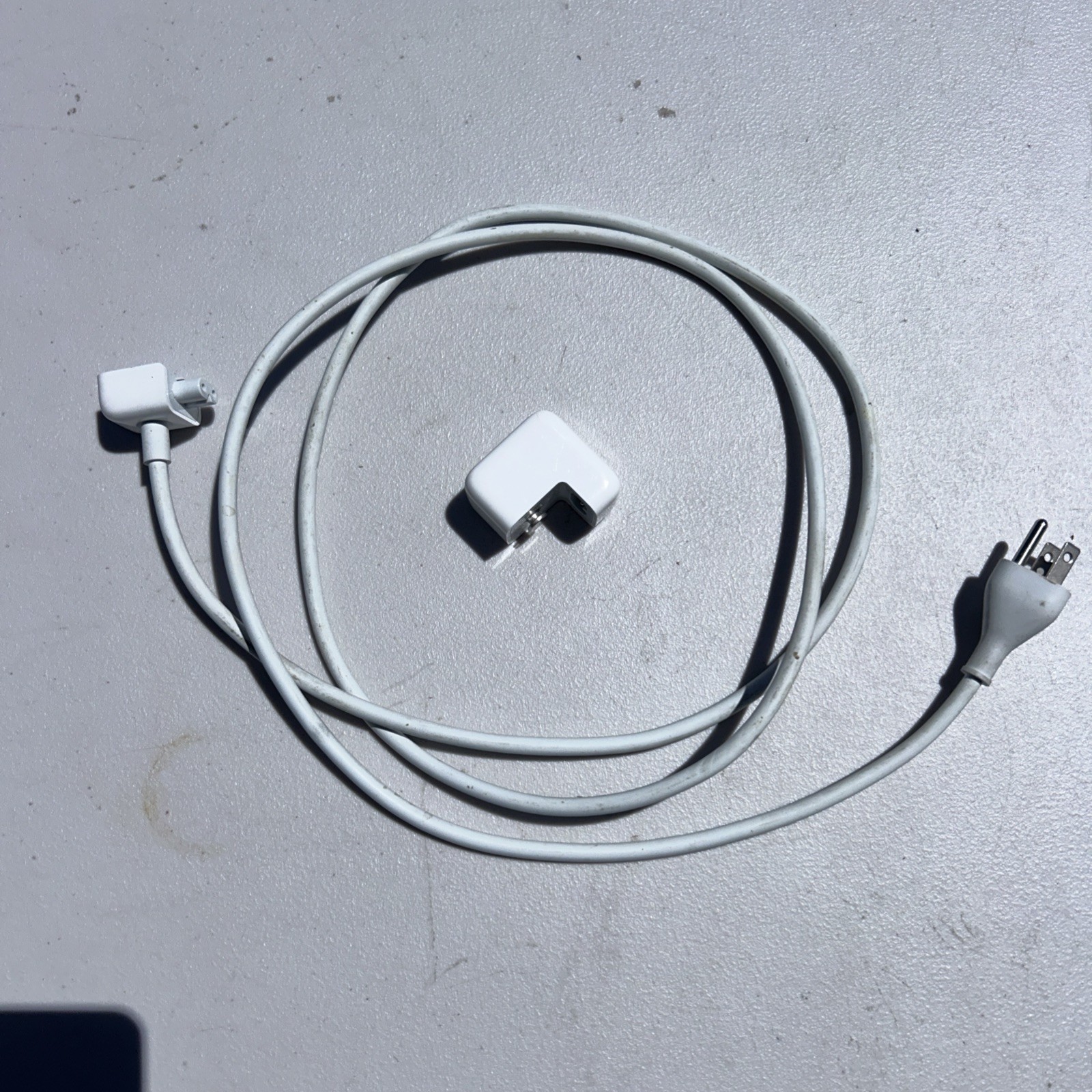 Genuine Apple 10W USB Power Adapter with 3-Prong 6’ Power Ext Cord Model A1357