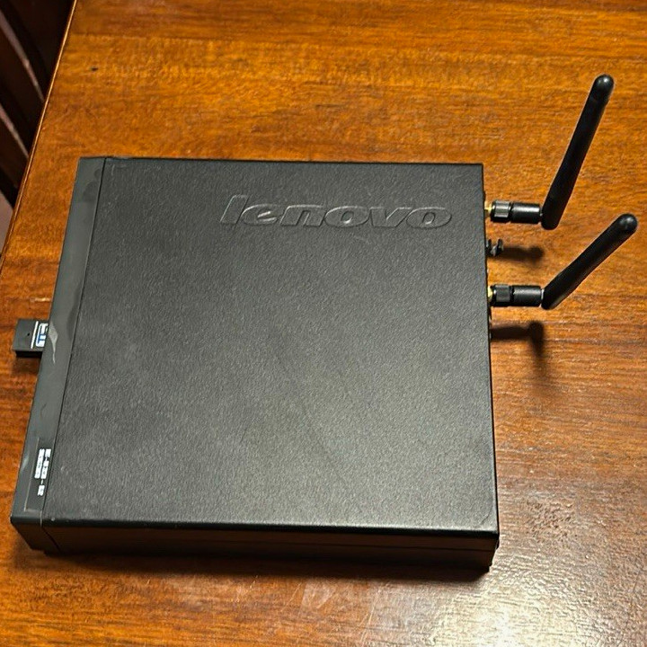 Lenovo ThinkCentre M92p Tiny Desktop + Wi-Fi Adapter