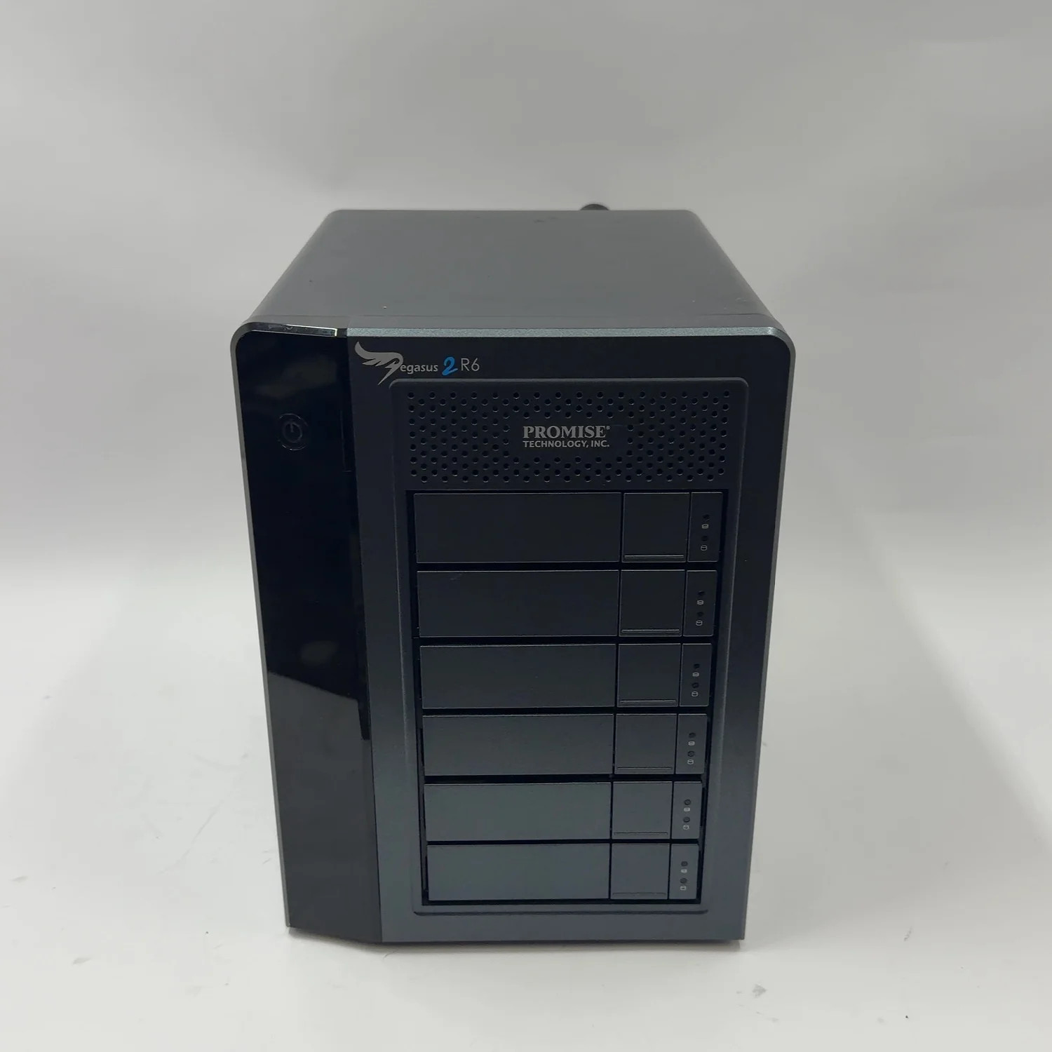 Pegasus 2 R6 Raid Enclosure Raid Enclosure With 6x Toshiba DT01ACA300 3TB Drives