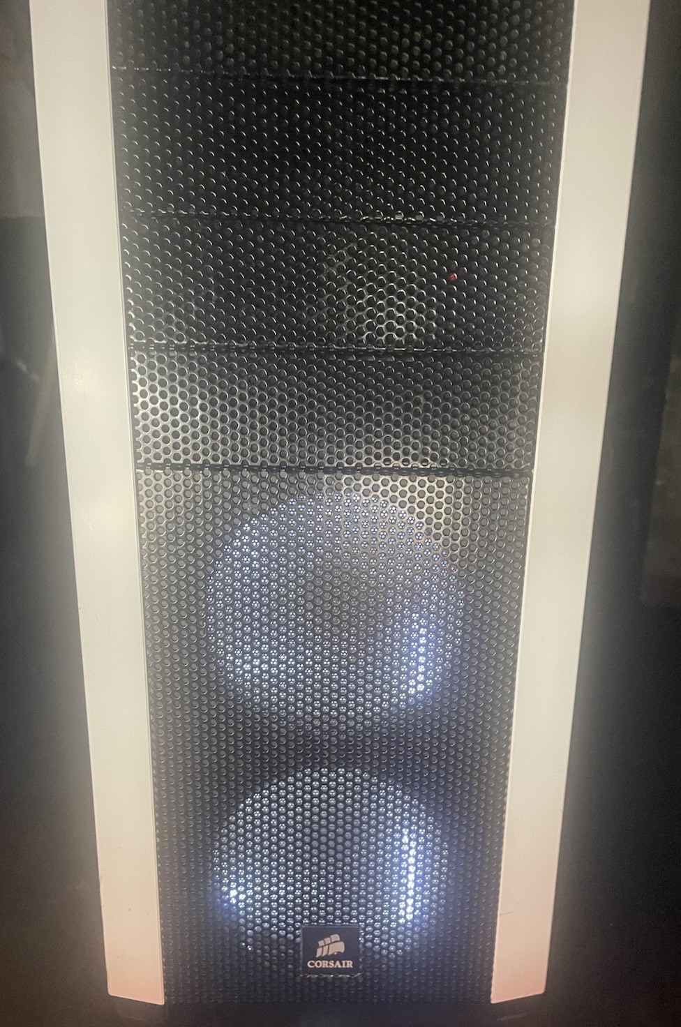 Corsair White/Black Tower Desktop PC w/ Gaming K55 RGB Keyboard RGP0031